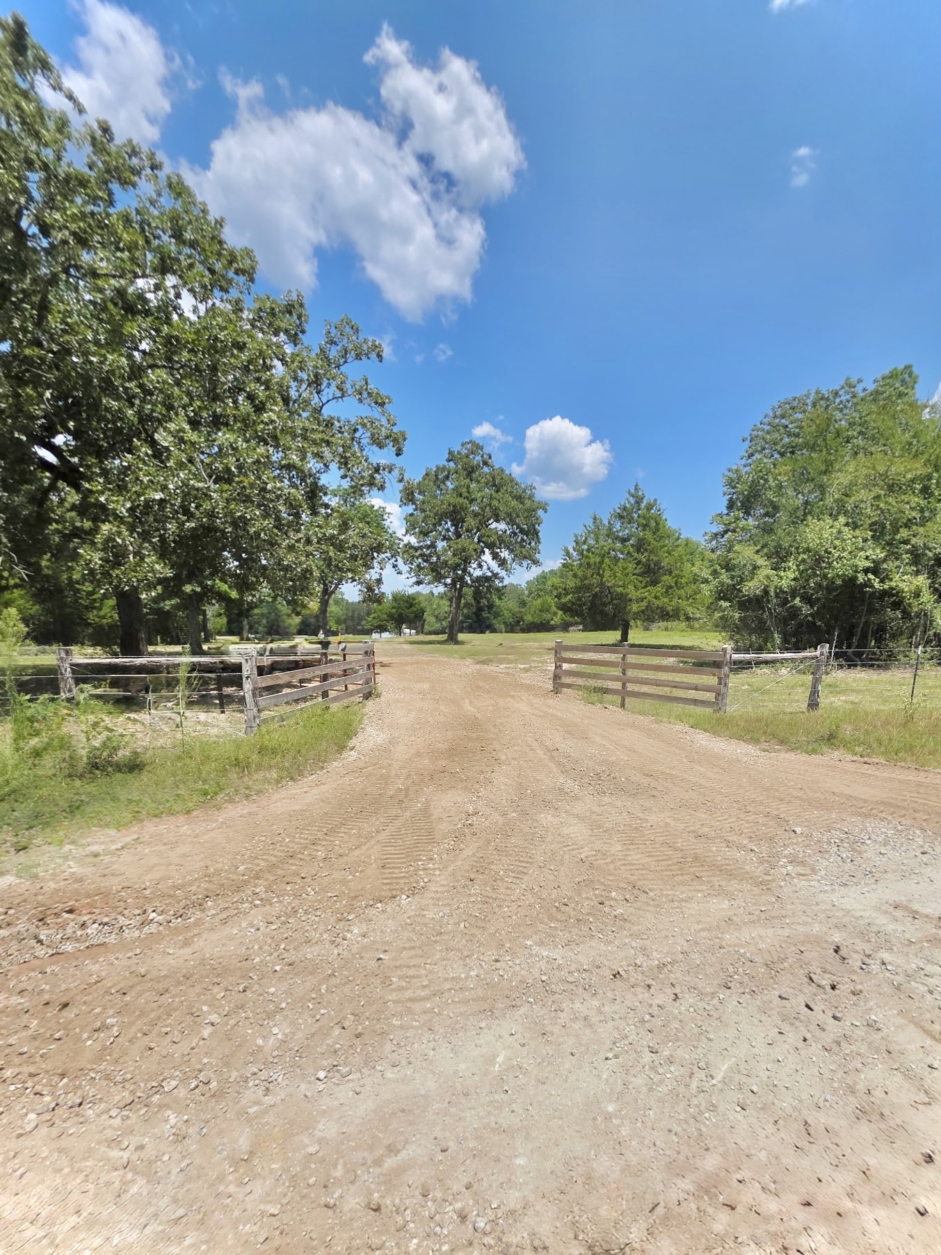 Tract B Sharpwest Trail, Montgomery, TX 77316