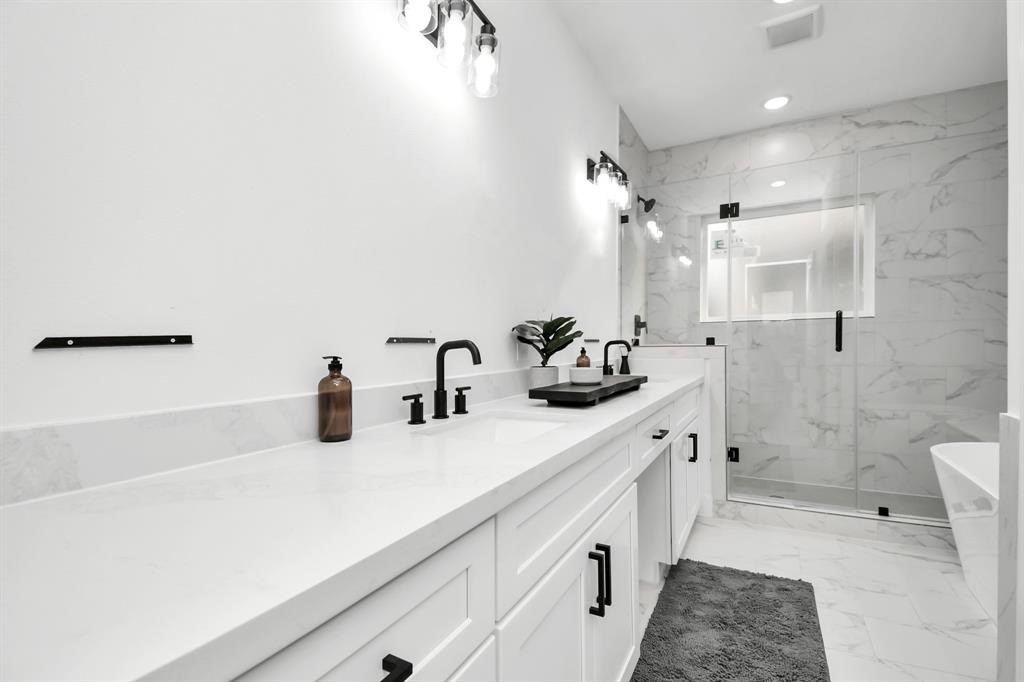 4804 Elysian Street, #D, Houston, TX 77009