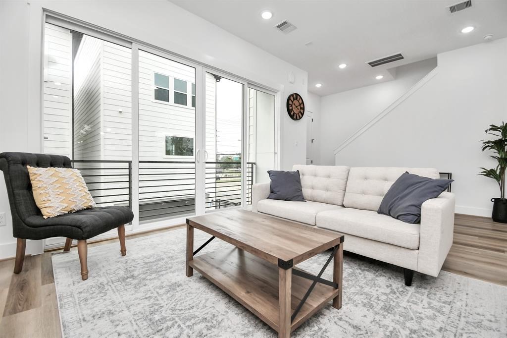 4804 Elysian Street, #D, Houston, TX 77009