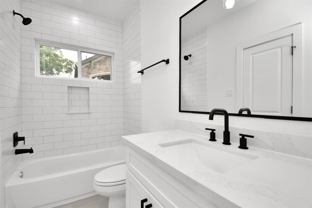 4804 Elysian Street, #D, Houston, TX 77009