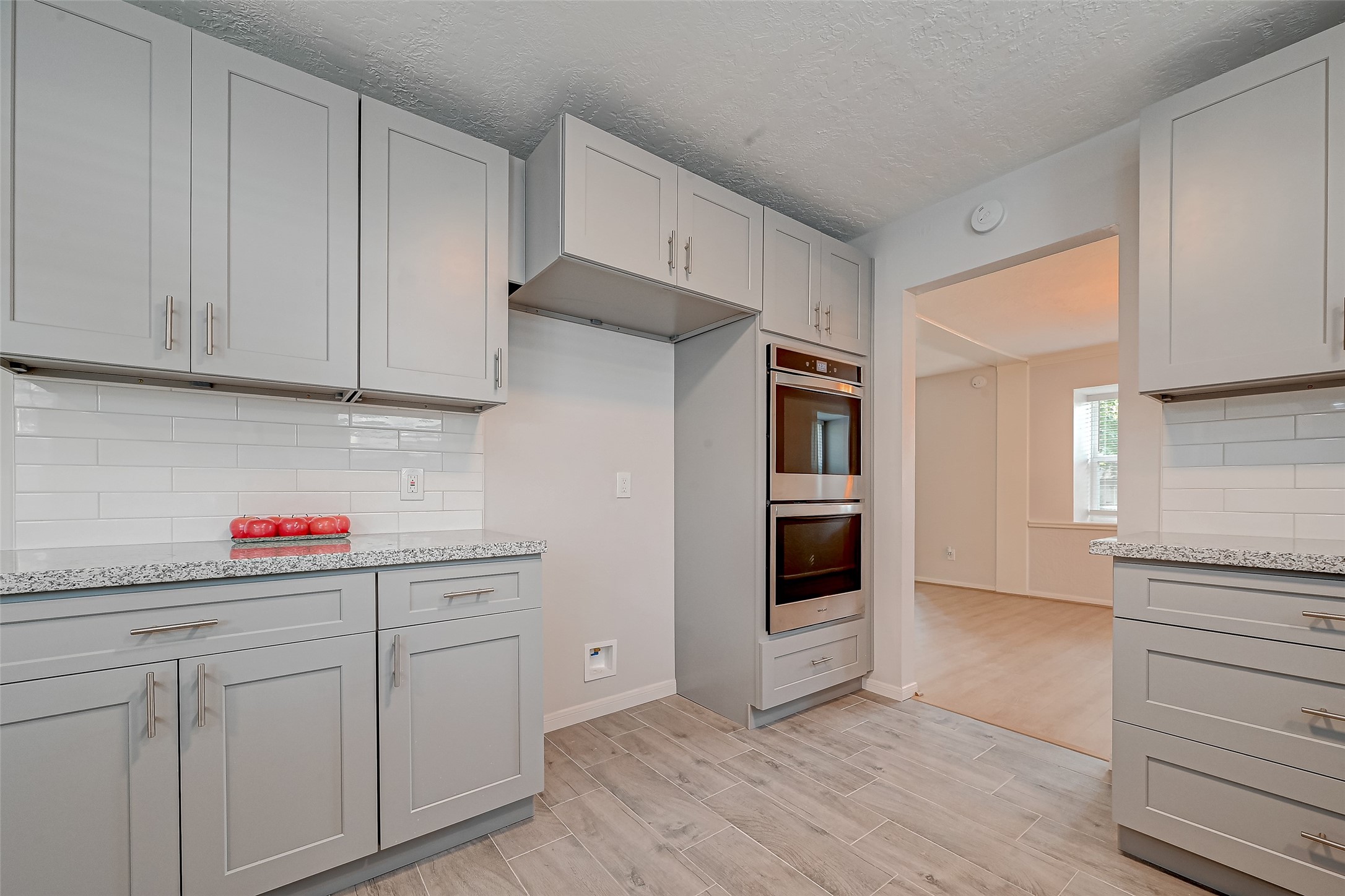 318 Pine Manor Drive, Conroe, TX 77385 318 Pine Manor Drive, Conroe, TX 77385