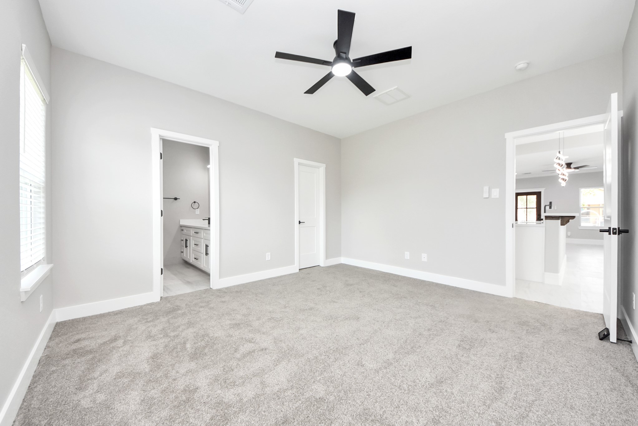 608 Miriam Street, Baytown, TX 77520