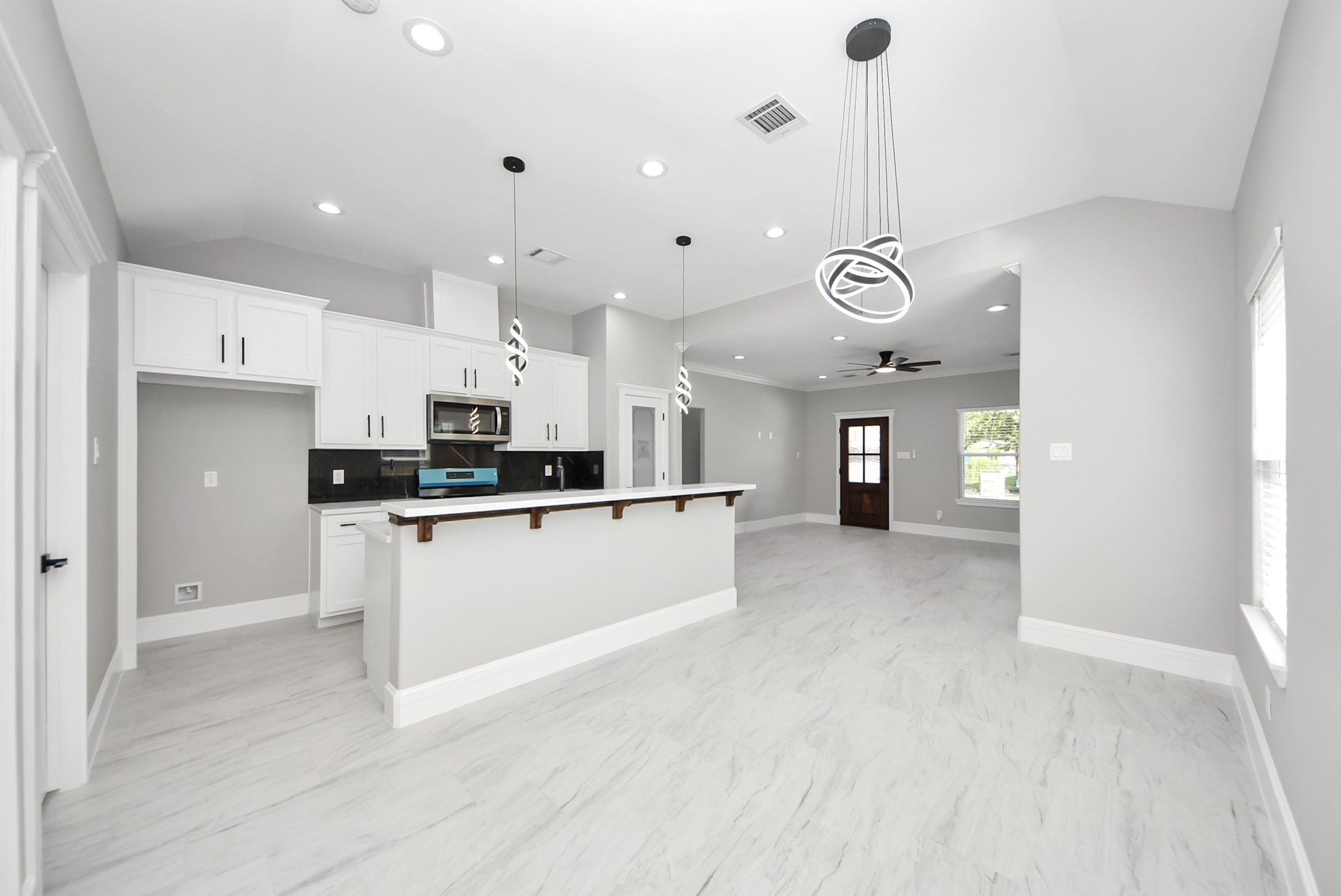 608 Miriam Street, Baytown, TX 77520 608 Miriam Street, Baytown, TX 77520