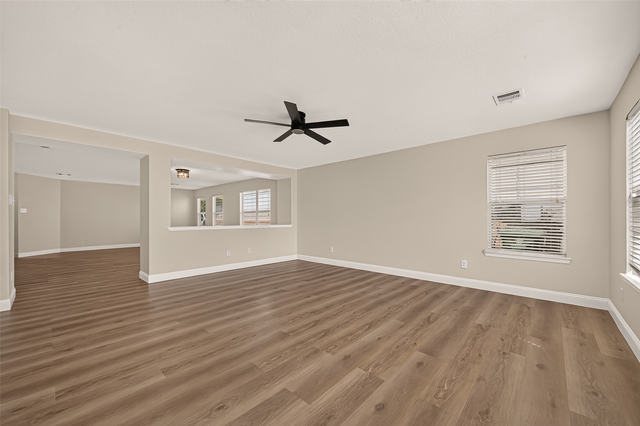 2662 Skyview Glen Court, Houston, TX 77047