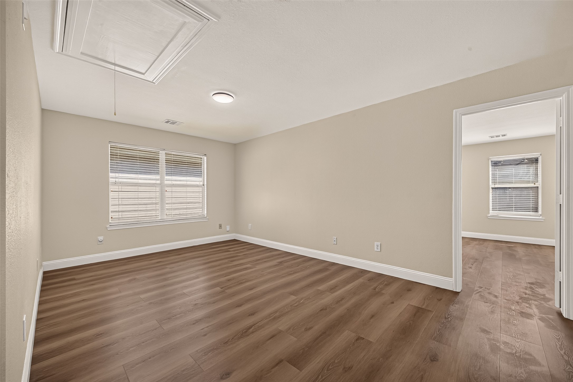 2662 Skyview Glen Court, Houston, TX 77047