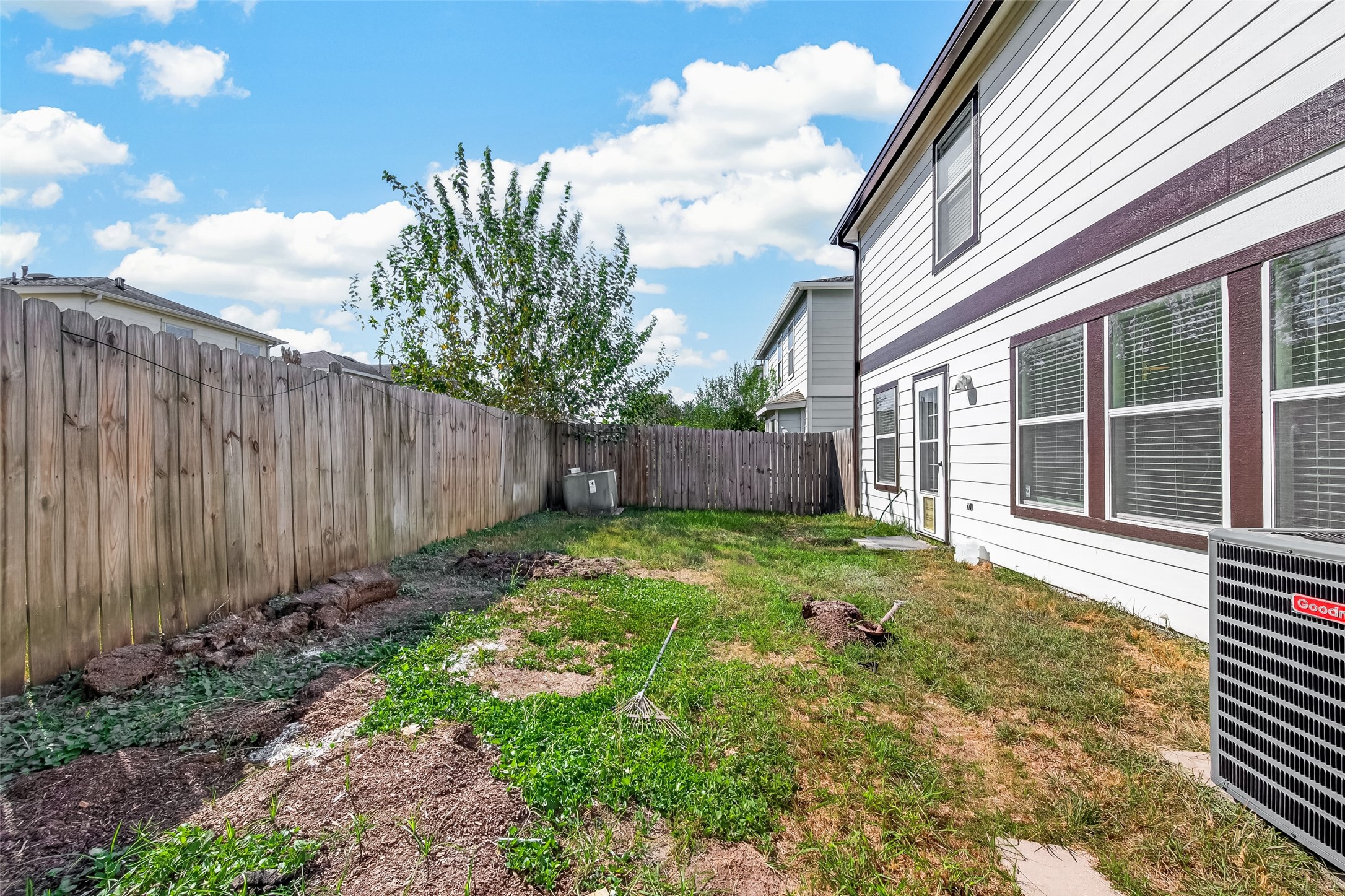 2662 Skyview Glen Court, Houston, TX 77047