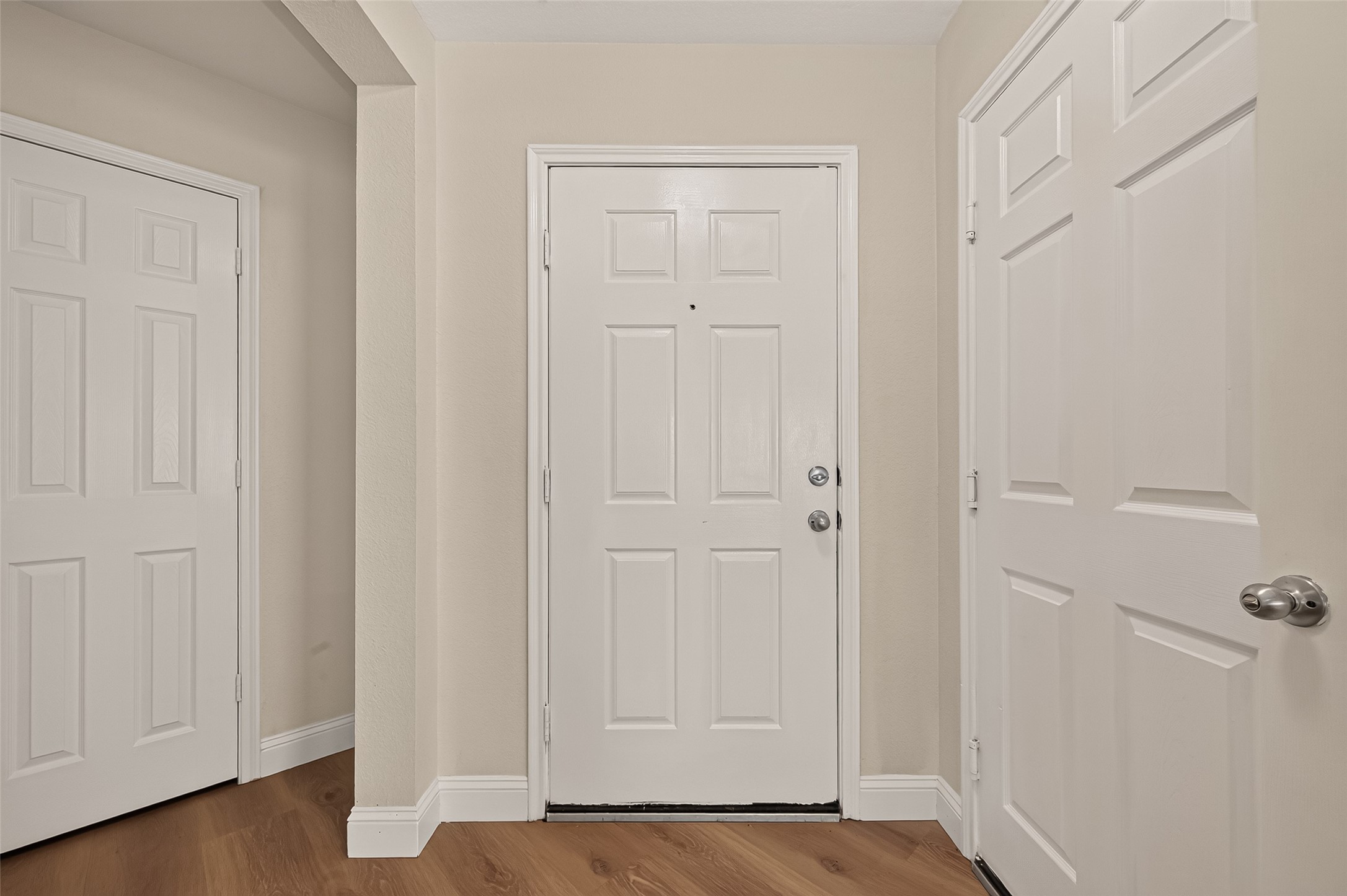 2662 Skyview Glen Court, Houston, TX 77047
