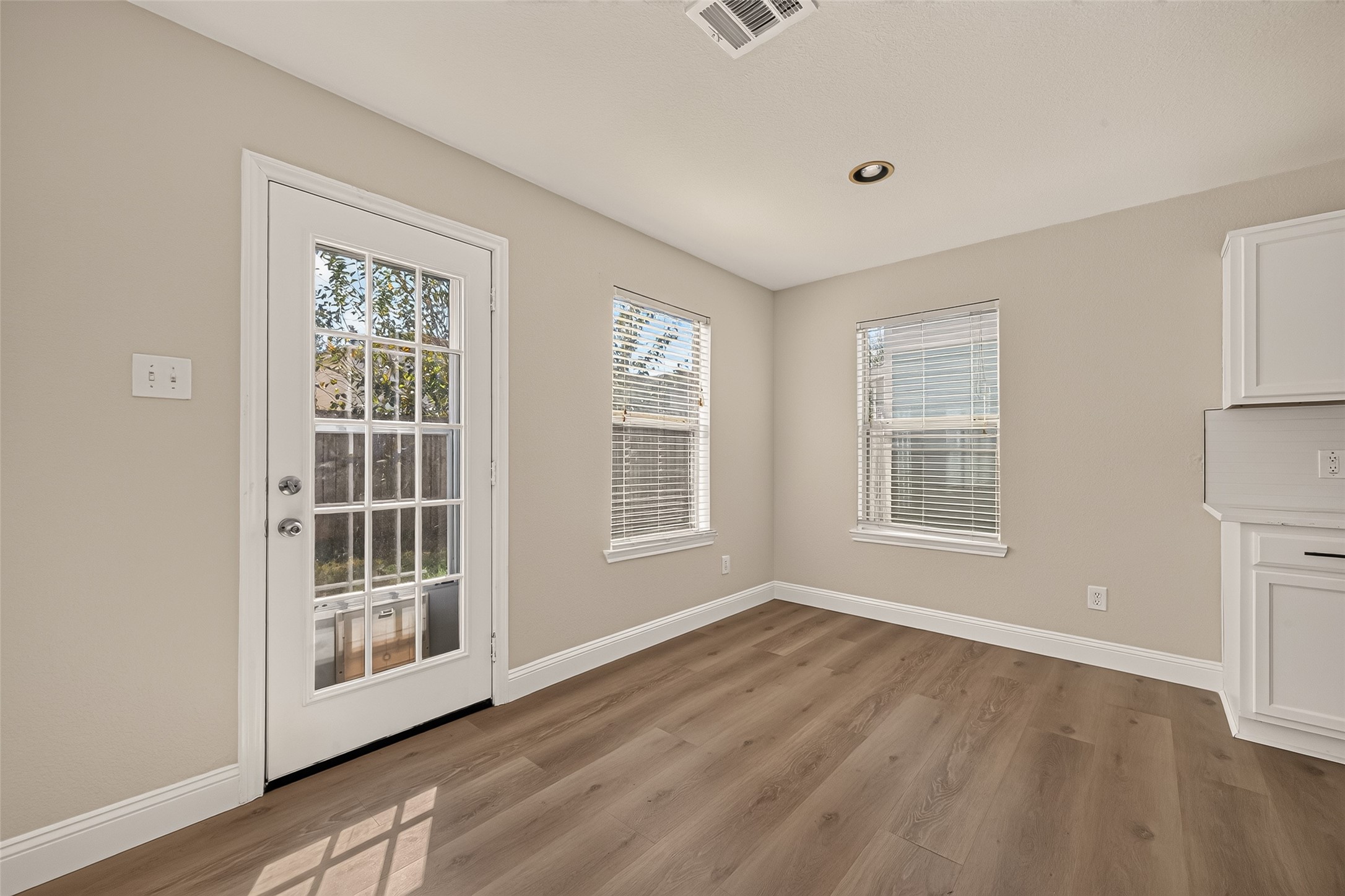 2662 Skyview Glen Court, Houston, TX 77047