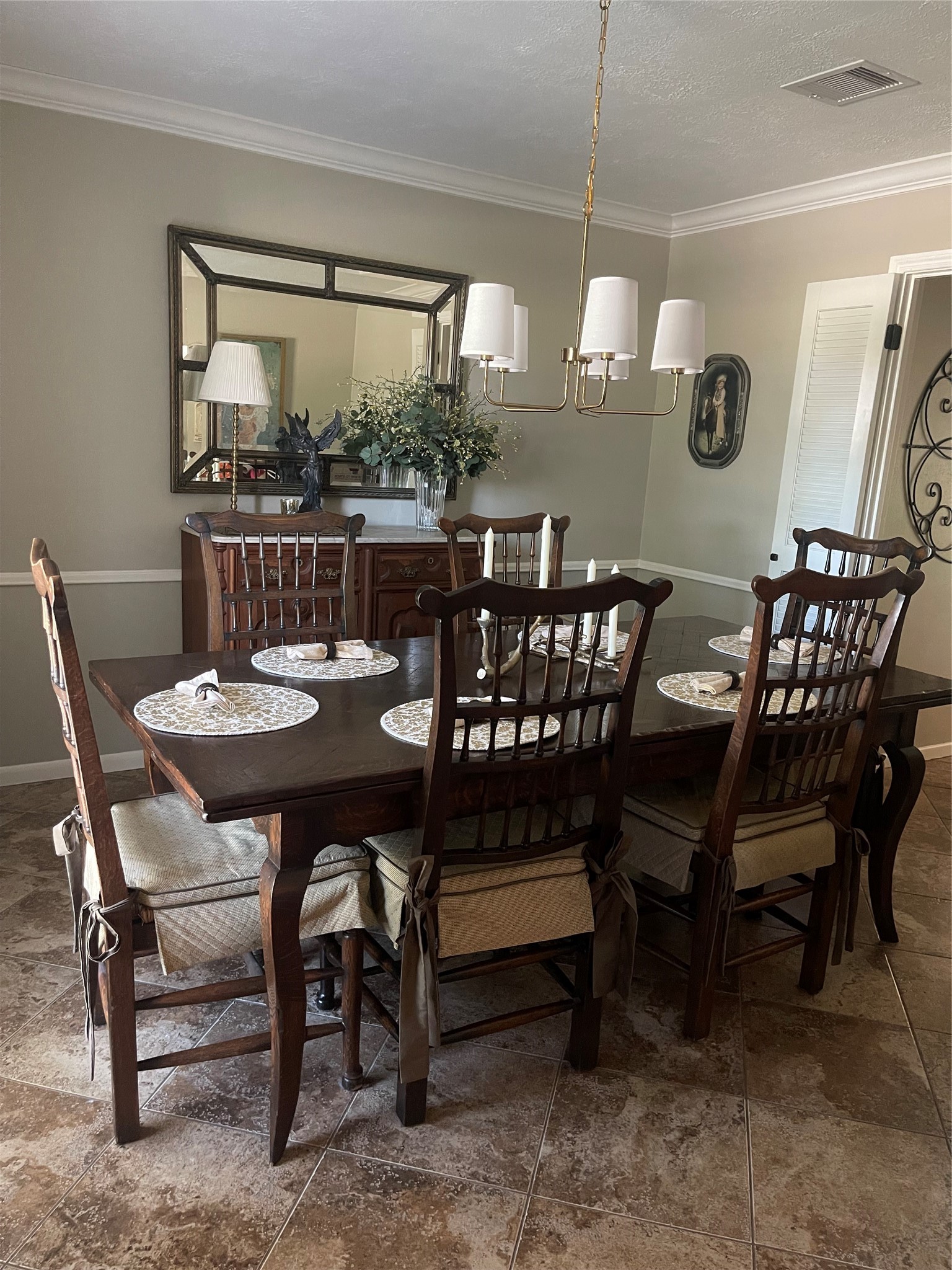 Formal Dining