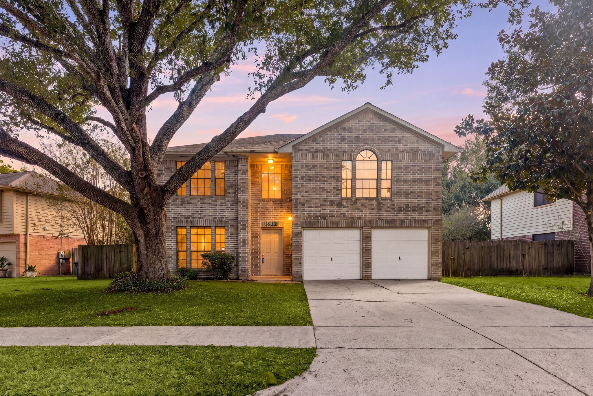 3522 Southdown Drive, Pearland, TX 77584