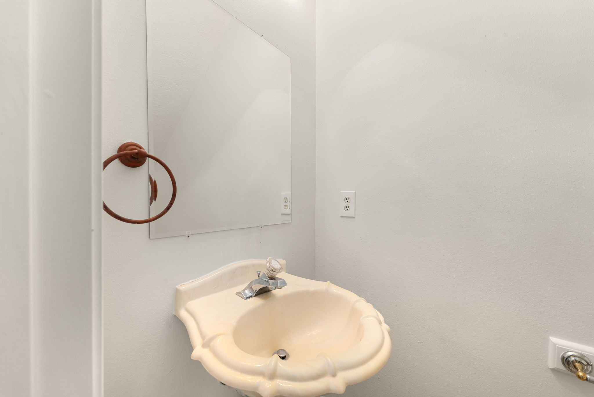 3522 Southdown Drive, Pearland, TX 77584