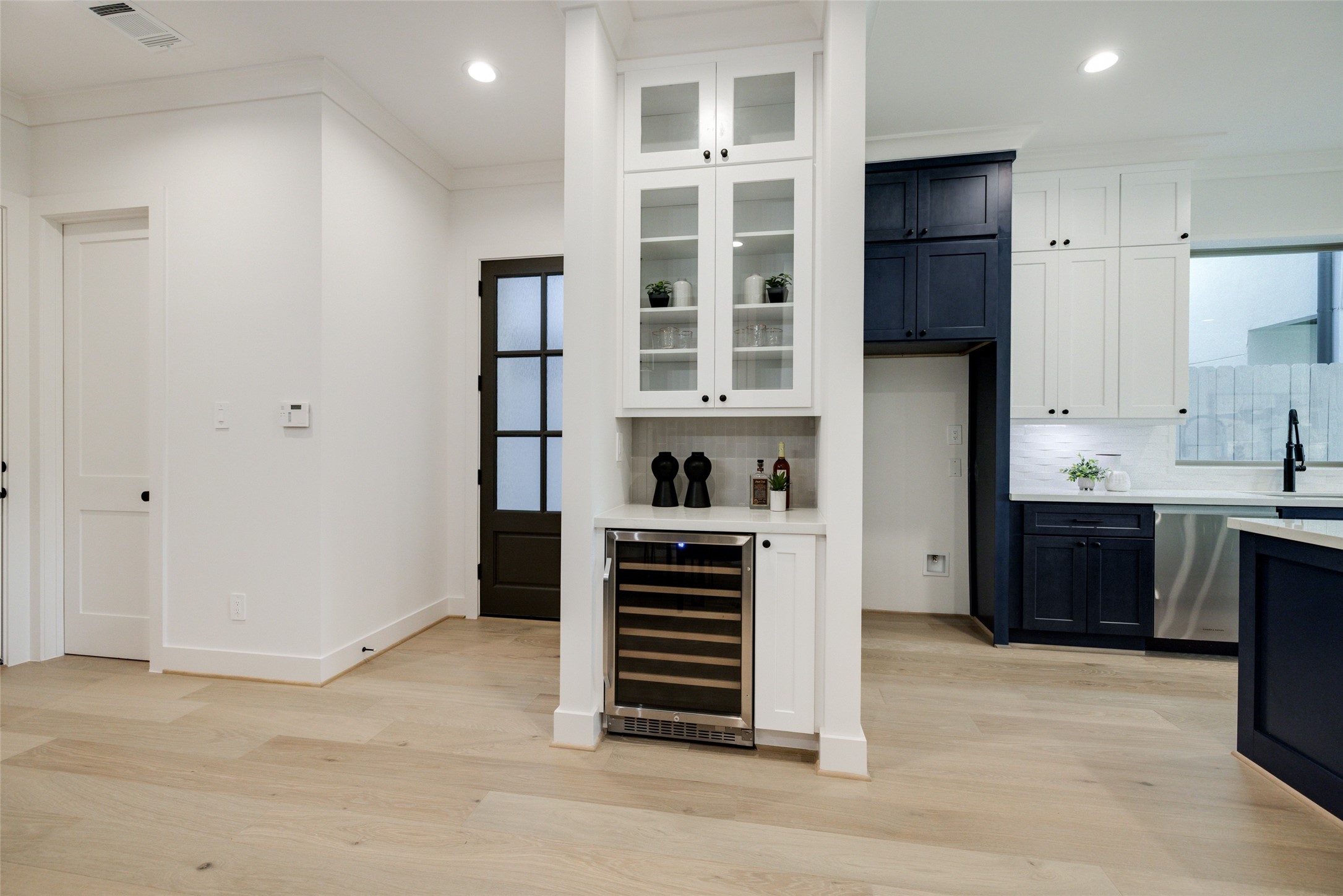 2323 RICHTON Street, Houston, TX 77098