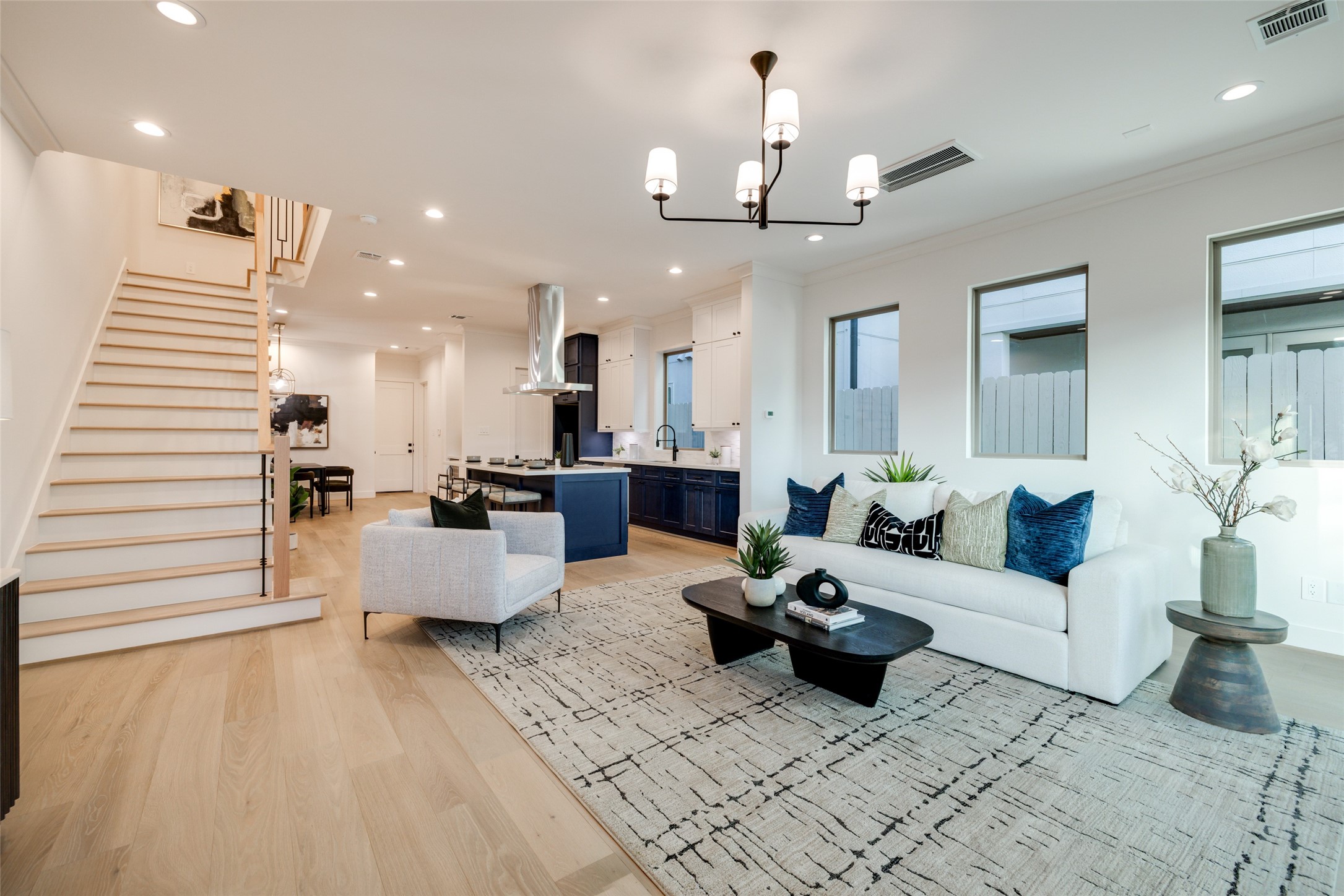 2323 RICHTON Street, Houston, TX 77098