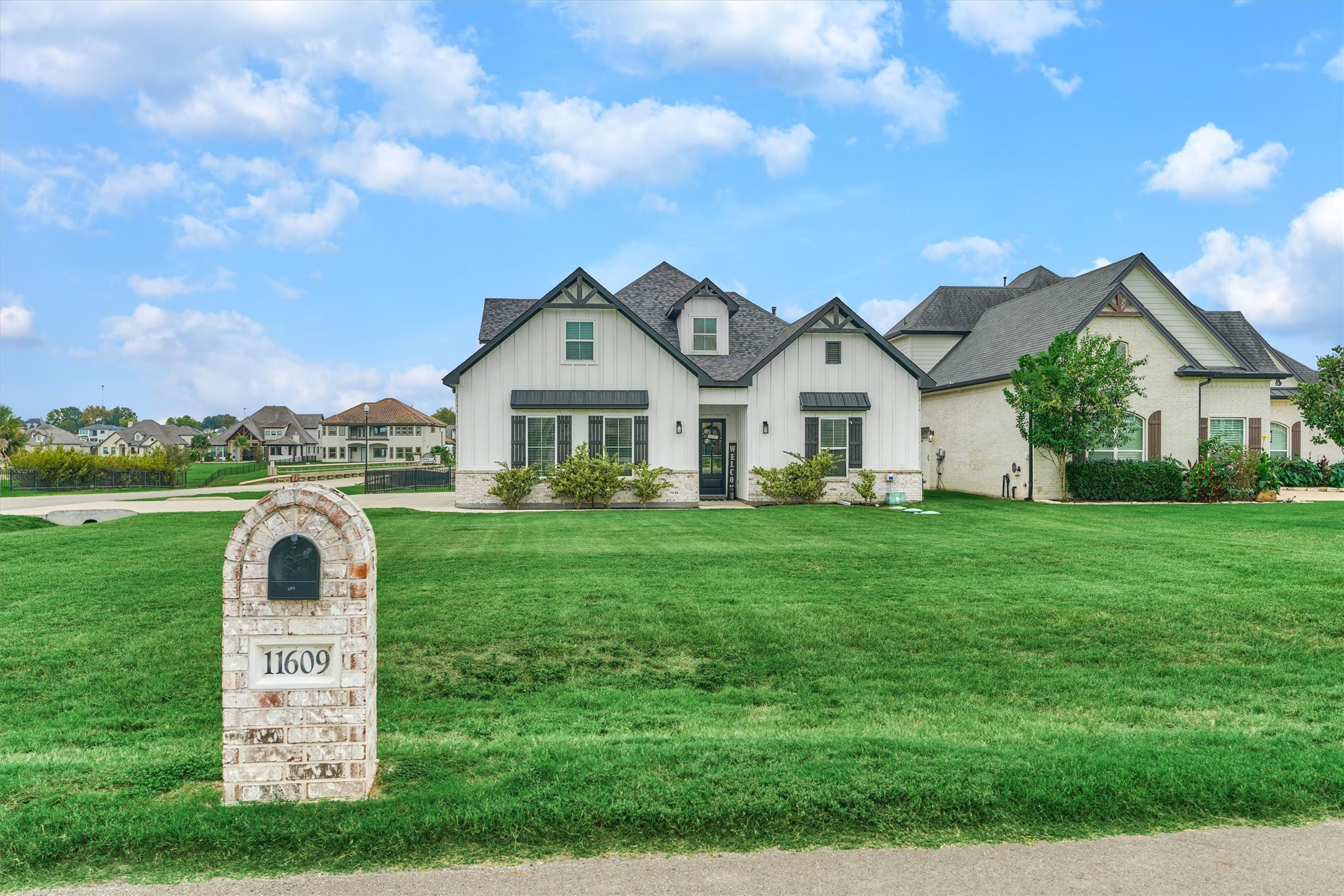 A large lot, with ample space in both front and back yards.