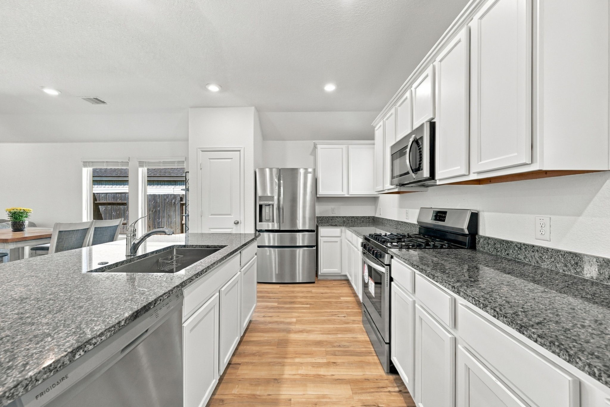 7526 Greenbriar Canyon Lane, Katy, TX 77493