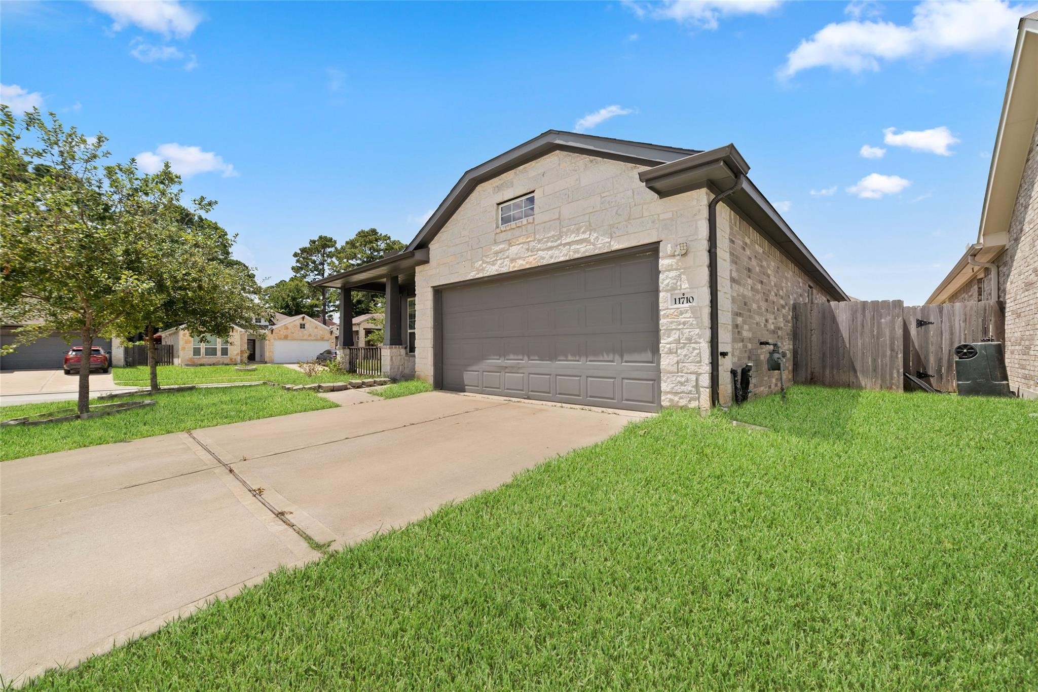 11710 Rosehall Reach Lane, Tomball, TX 77377