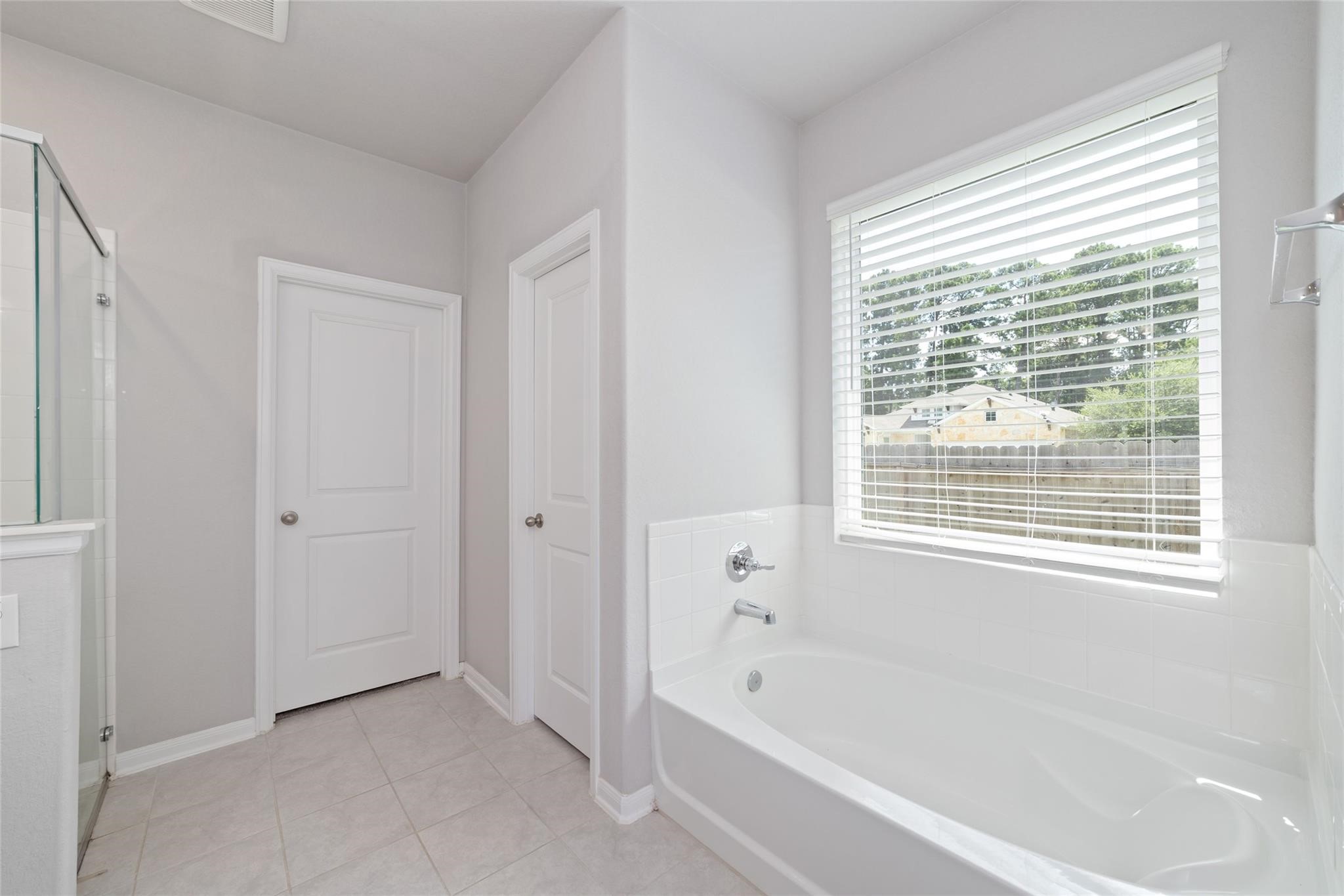 11710 Rosehall Reach Lane, Tomball, TX 77377