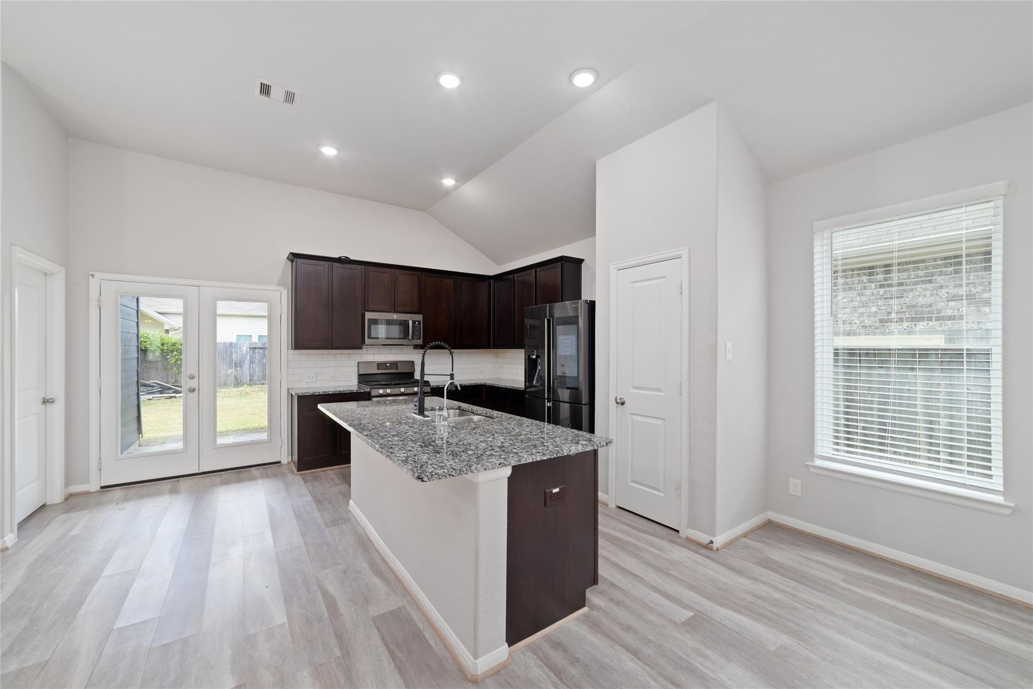 11710 Rosehall Reach Lane, Tomball, TX 77377
