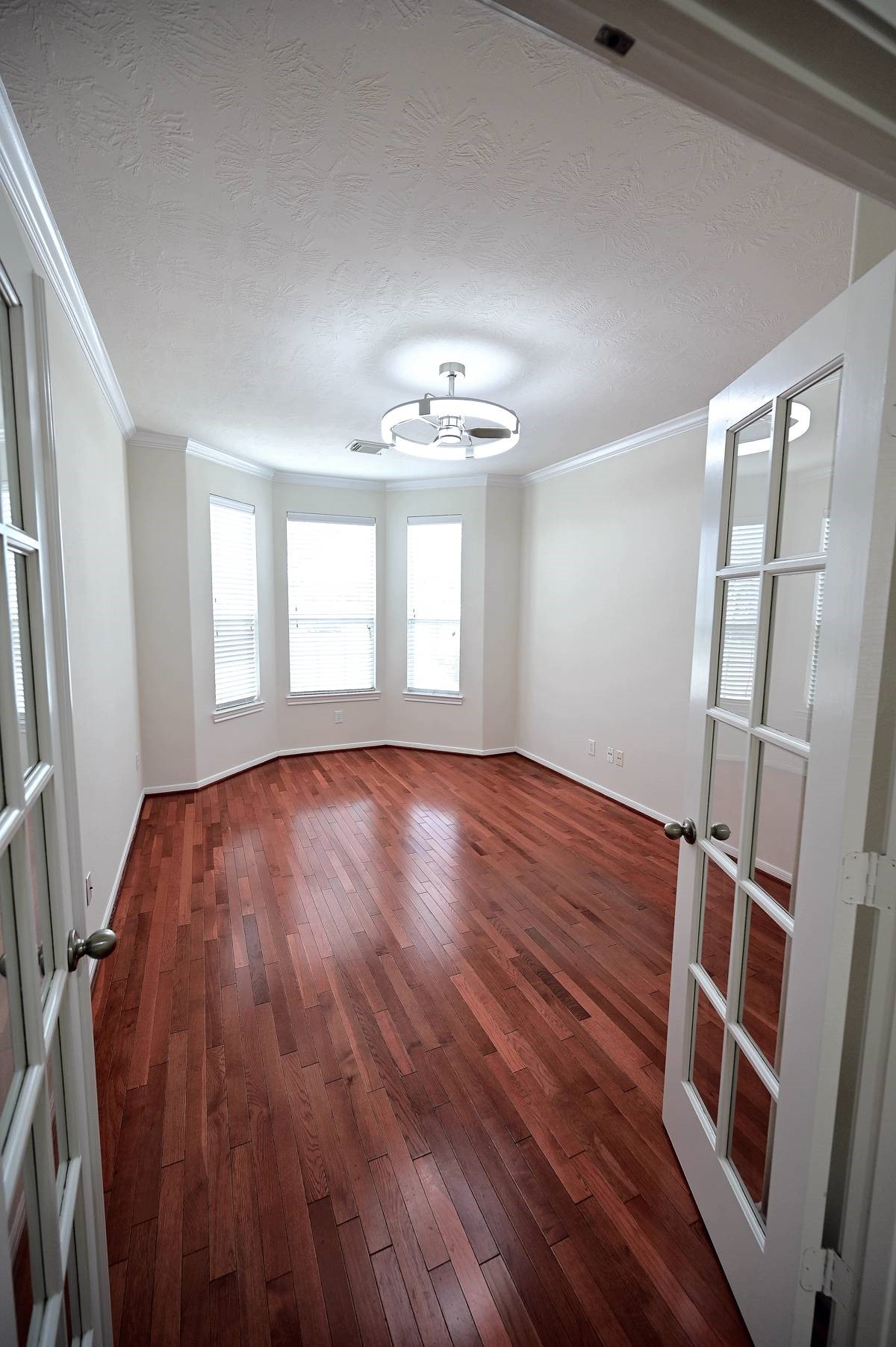 9007 Kinnel Lane, Tomball, TX 77375 9007 Kinnel Lane, Tomball, TX 77375