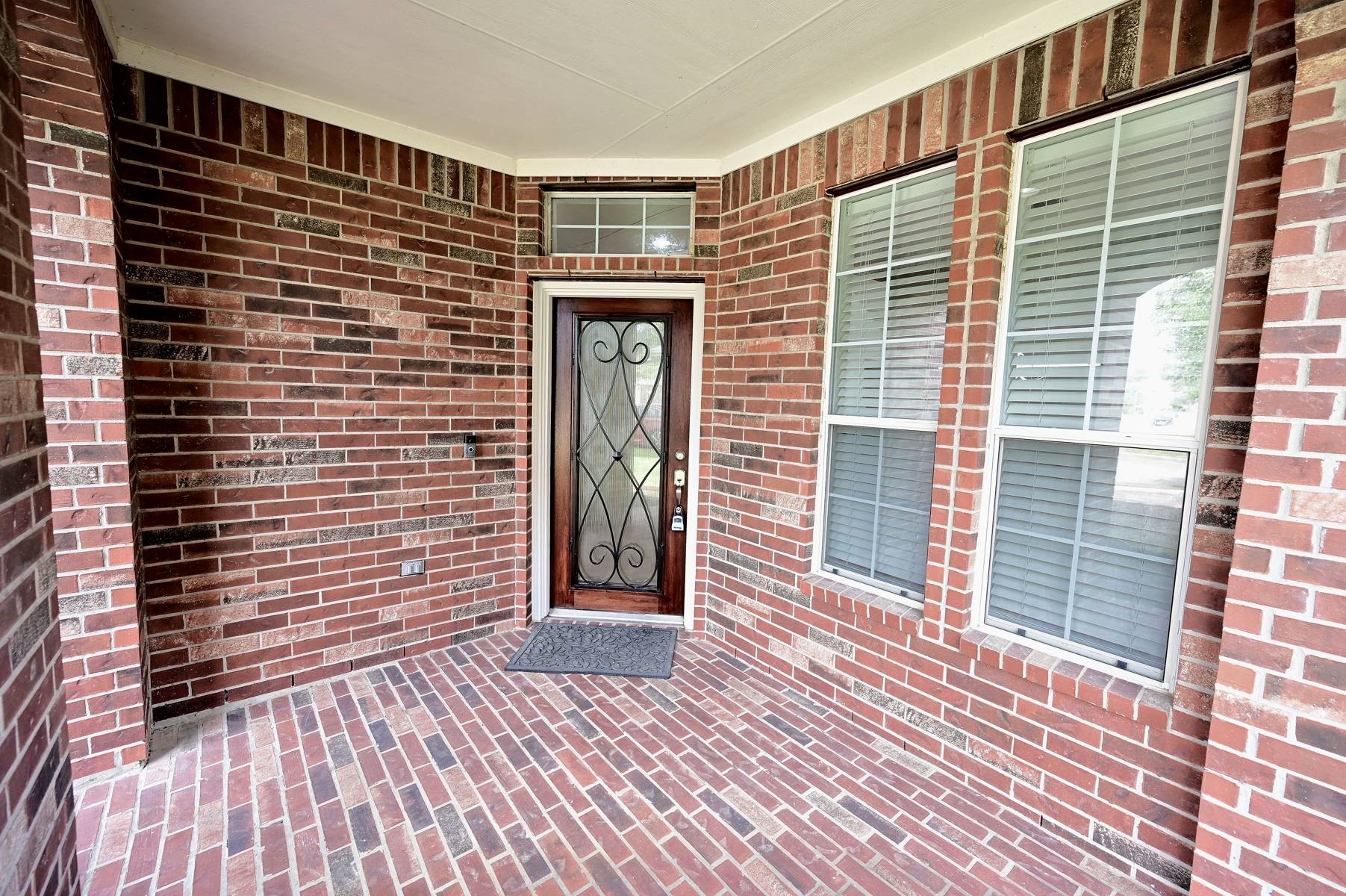9007 Kinnel Lane, Tomball, TX 77375 9007 Kinnel Lane, Tomball, TX 77375