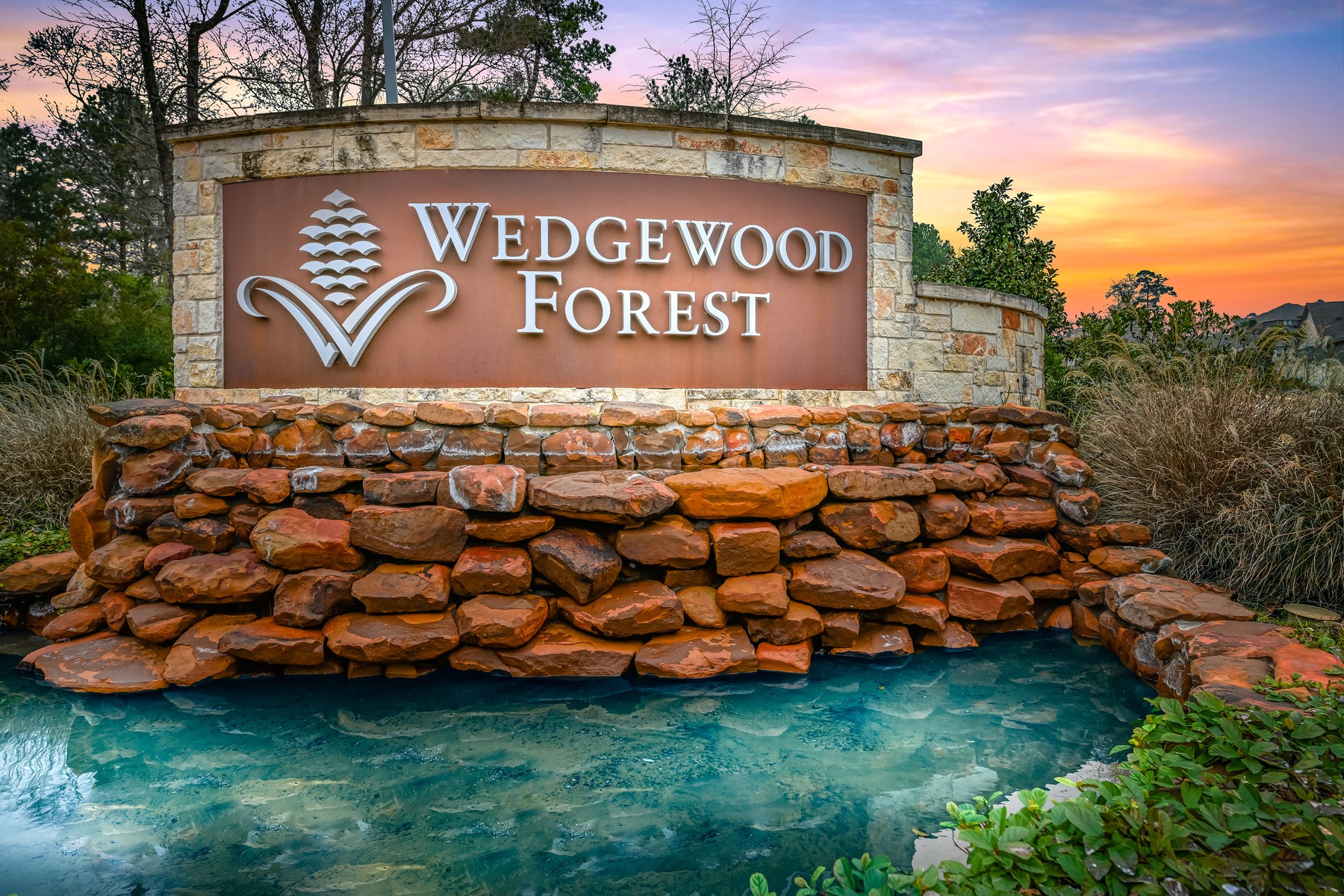 6015 Diamond Leaf Court, Conroe, TX 77304