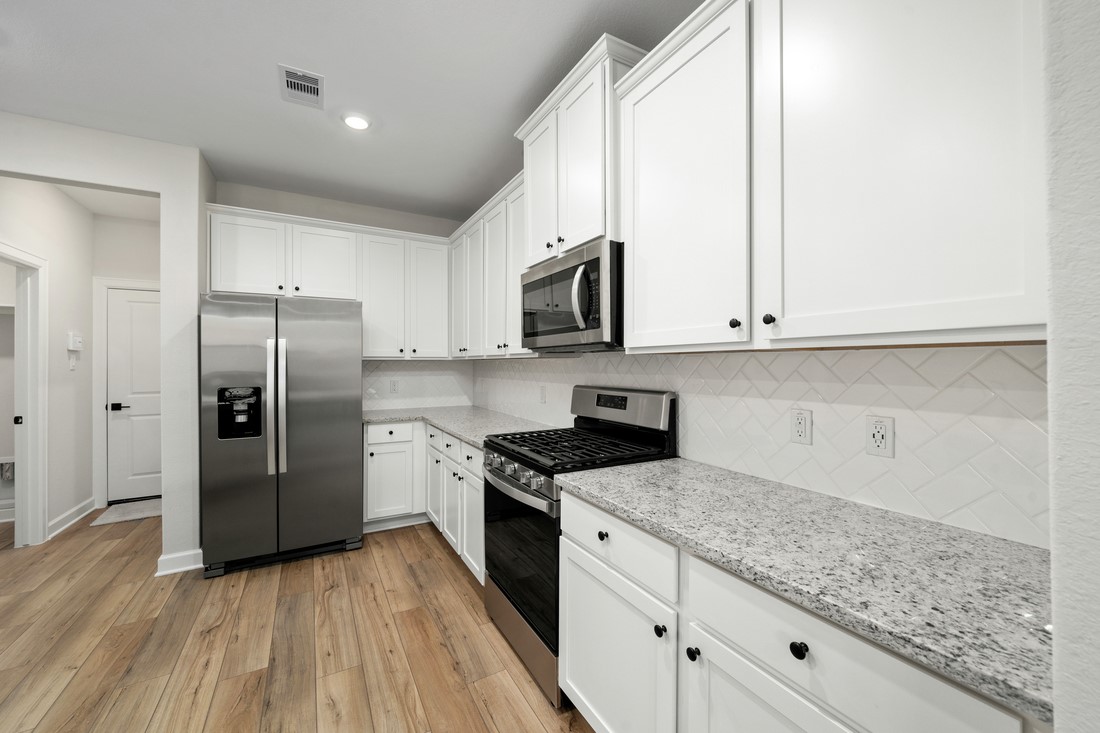 6015 Diamond Leaf Court, Conroe, TX 77304 6015 Diamond Leaf Court, Conroe, TX 77304