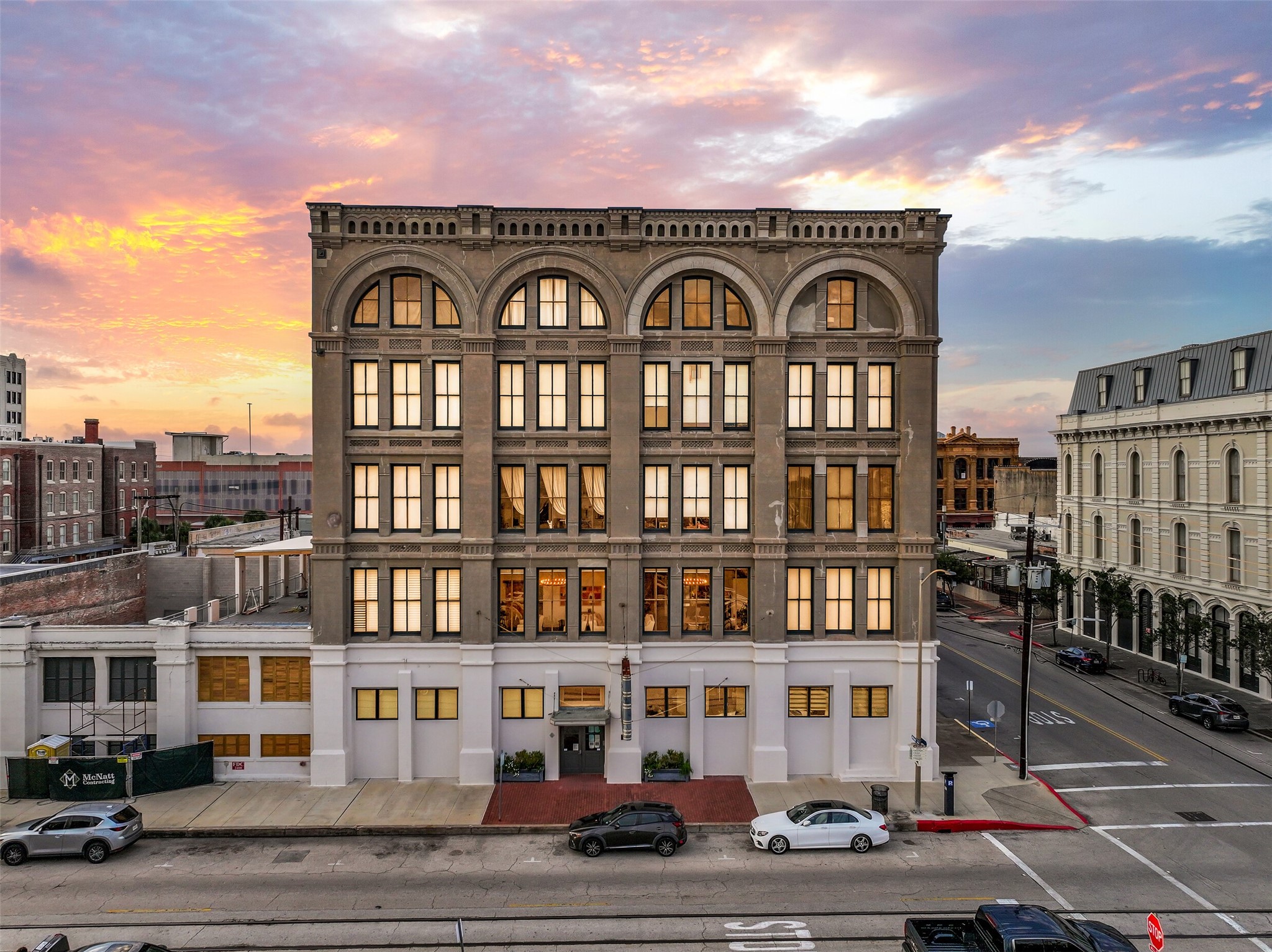 2400 Mechanic Street, #204, Galveston, TX 77550