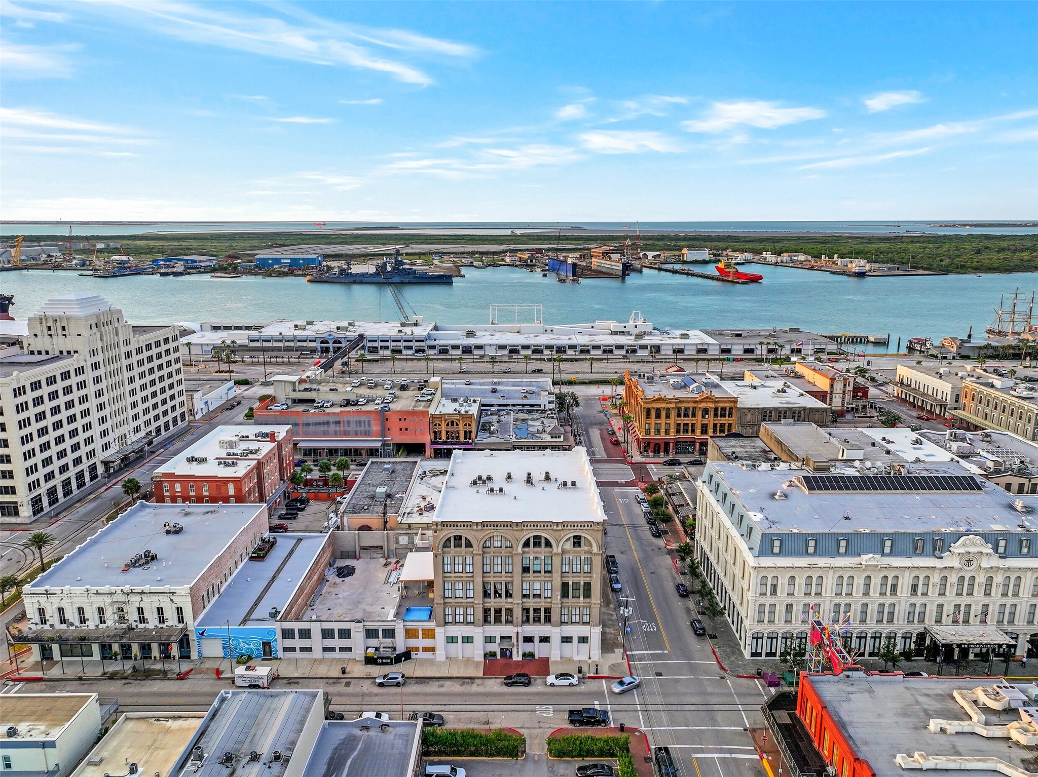 2400 Mechanic Street, #204, Galveston, TX 77550