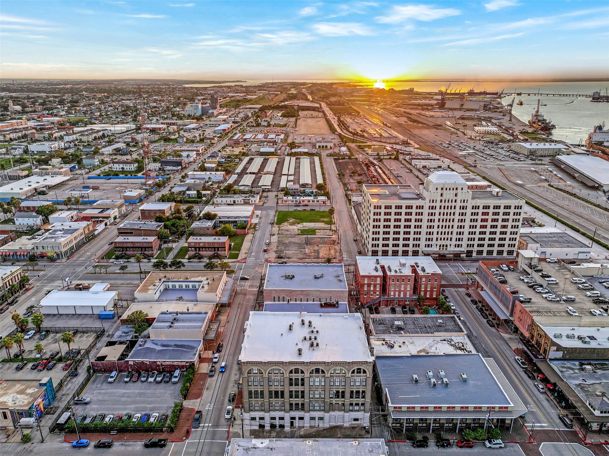 2400 Mechanic Street, #204, Galveston, TX 77550