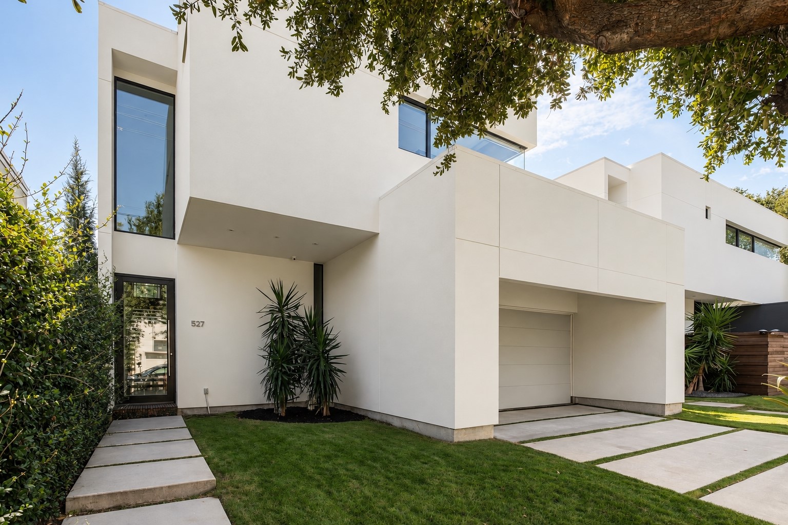 1527 Indiana Street, Houston, TX 77006