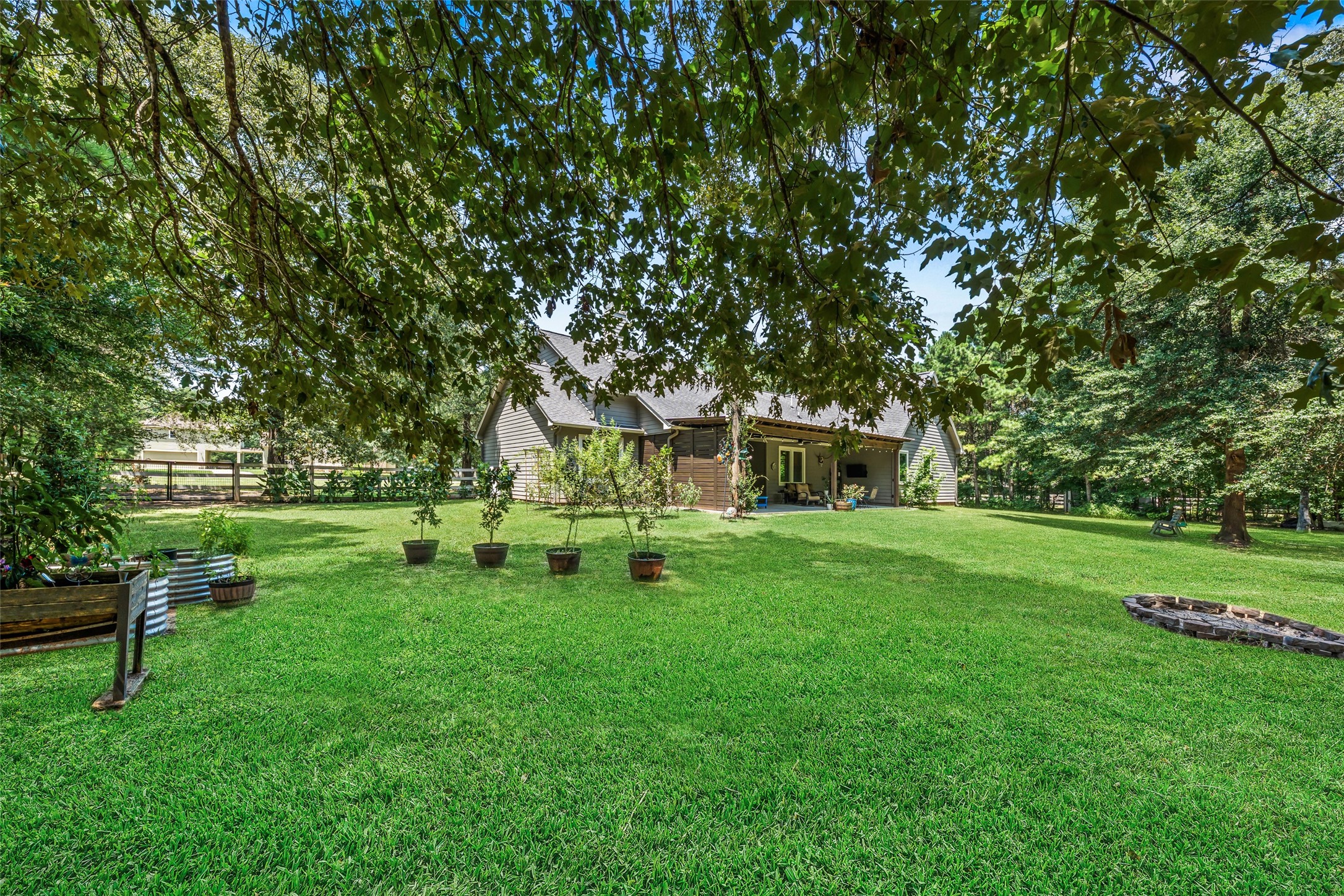 8861 Catamaran Way, Montgomery, TX 77316