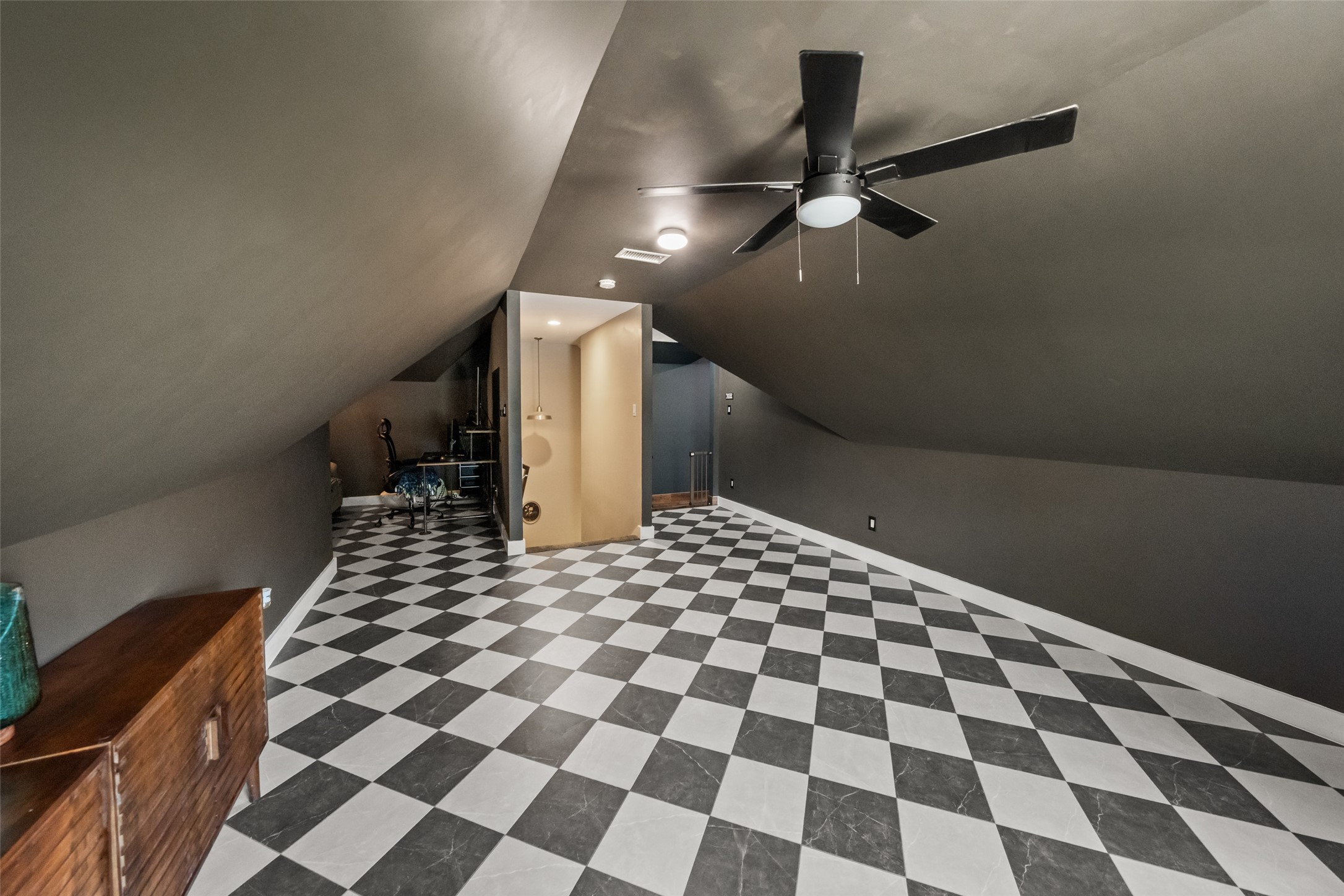 8861 Catamaran Way, Montgomery, TX 77316