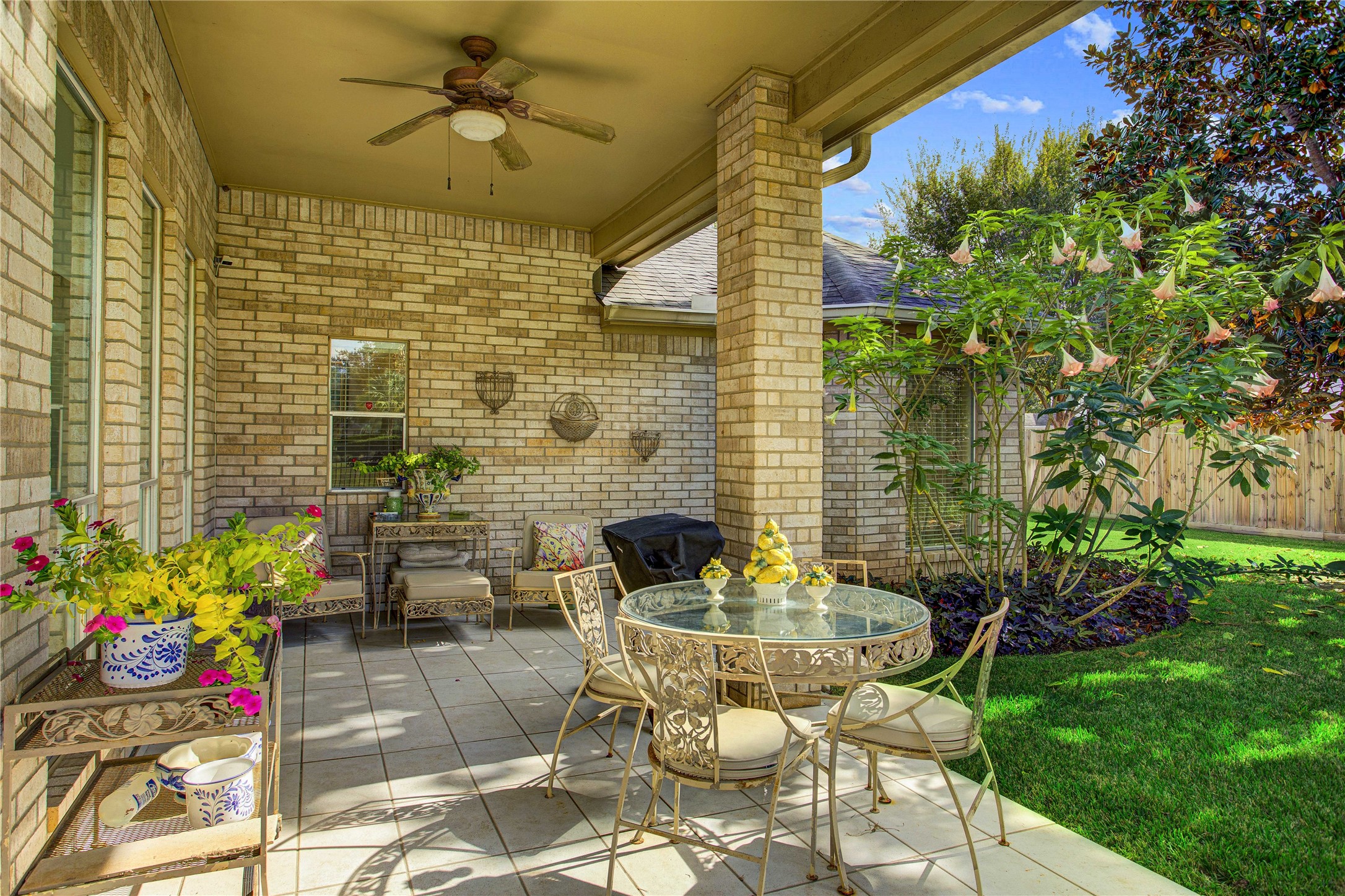 3302 Mill Hollow, Missouri City, TX 77459