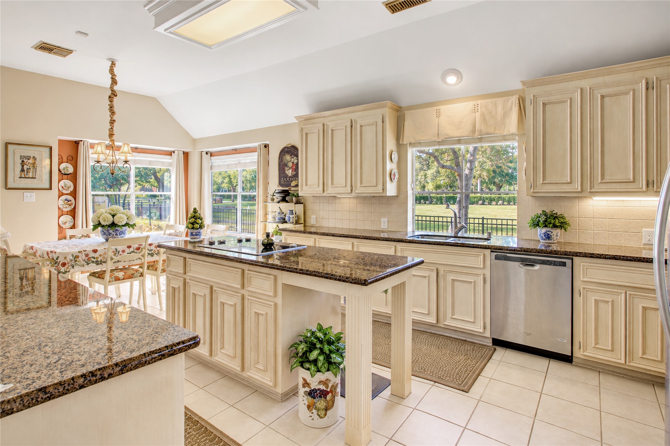3302 Mill Hollow, Missouri City, TX 77459