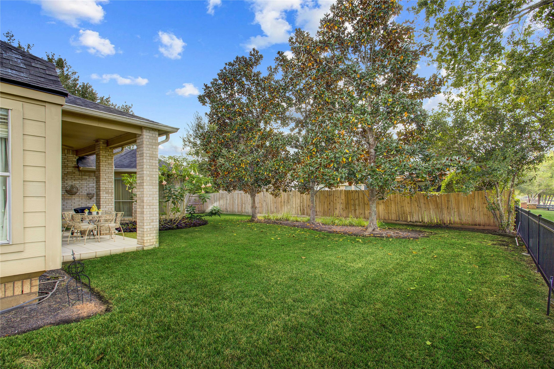 3302 Mill Hollow, Missouri City, TX 77459