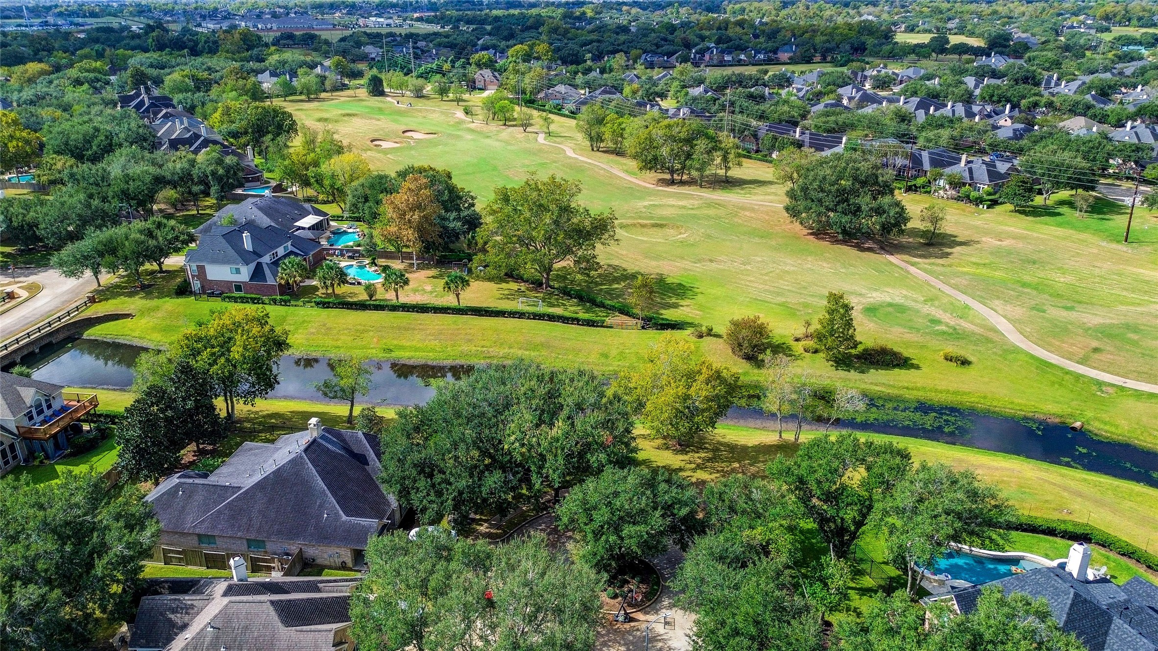3302 Mill Hollow, Missouri City, TX 77459