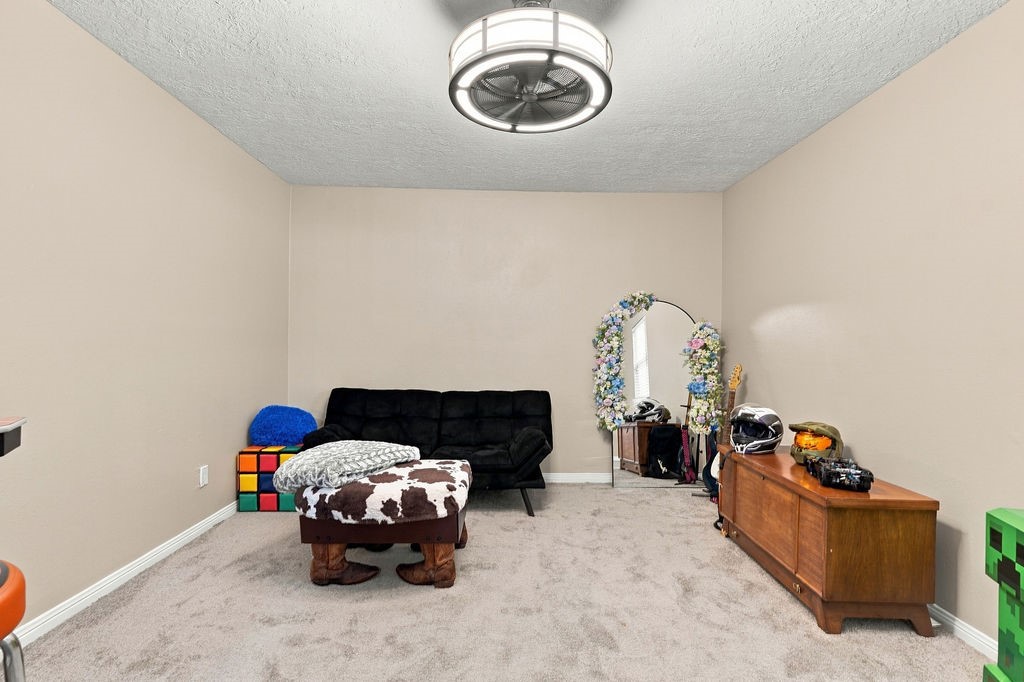 602 Renaldo Street, Dickinson, TX 77539