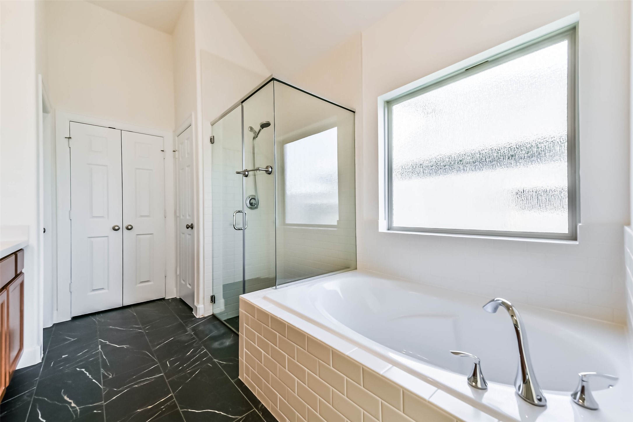 Primary bath with soaking tub