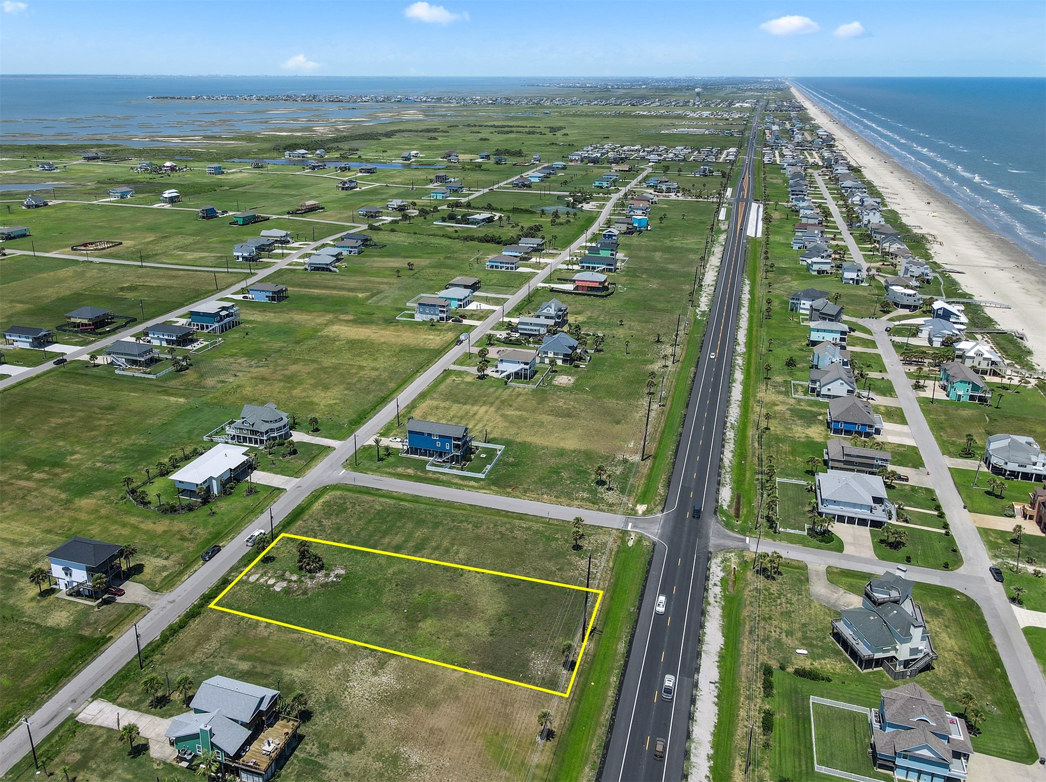 18815 Shaman Drive, Galveston, TX 77554