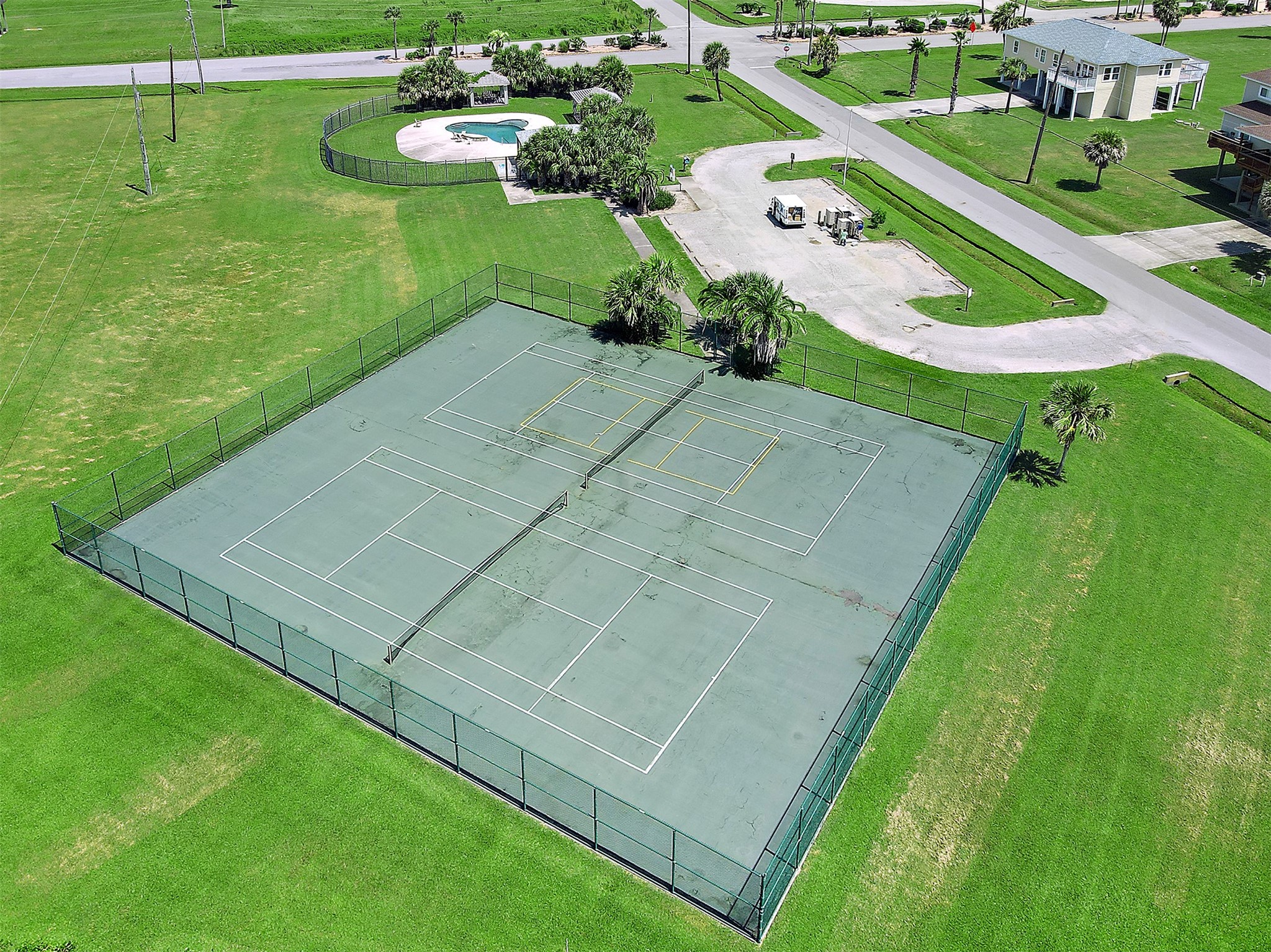18815 Shaman Drive, Galveston, TX 77554