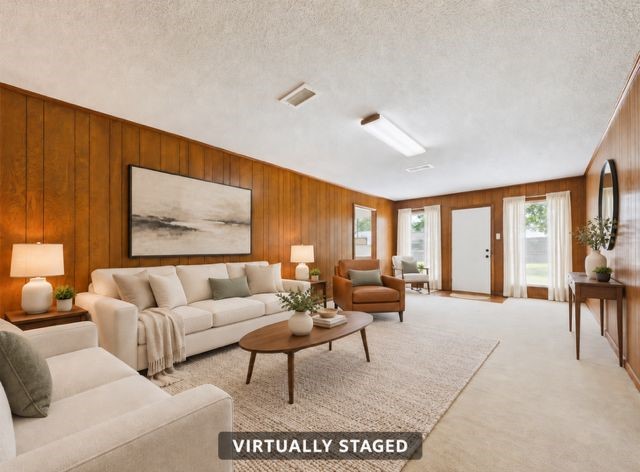 1909 Tracy Lynn Lane, Alvin, TX 77511
