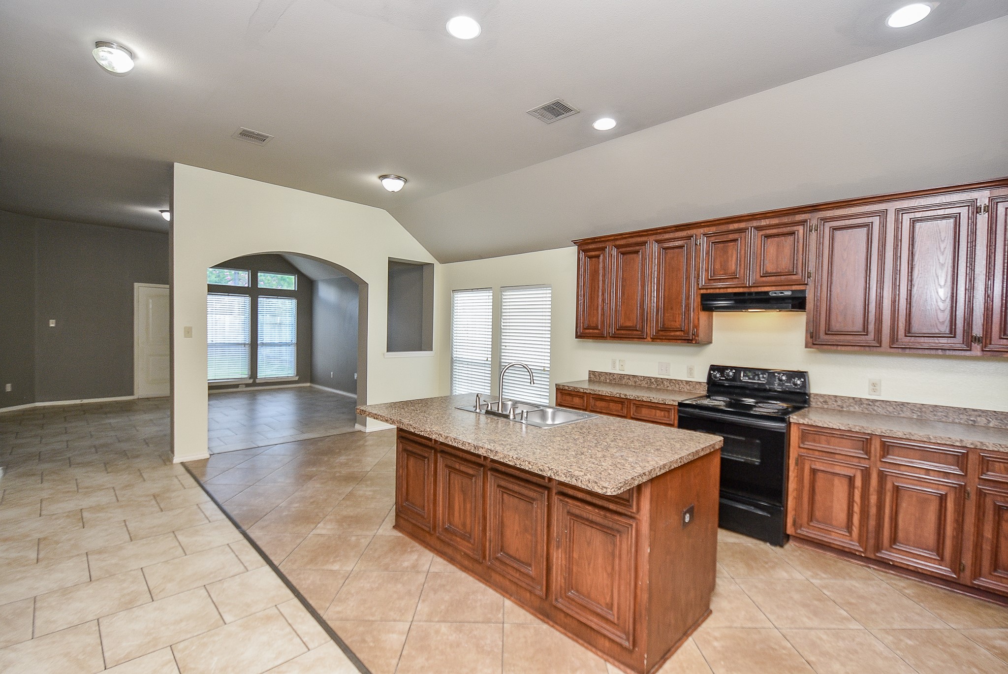 9235 Black Tooth Way, Humble, TX 77396