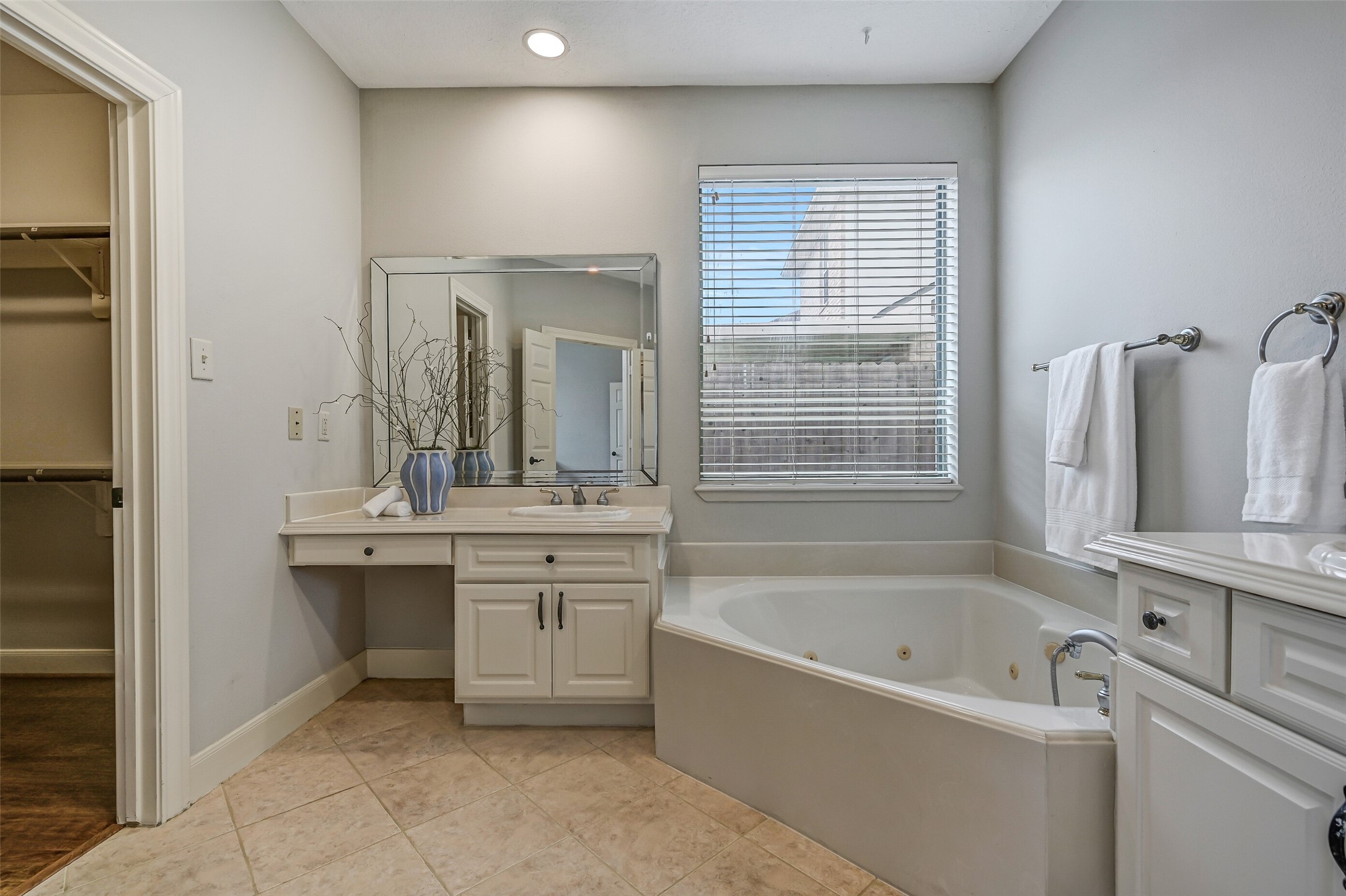 2611 Katie Harbor Drive, Manvel, TX 77578
