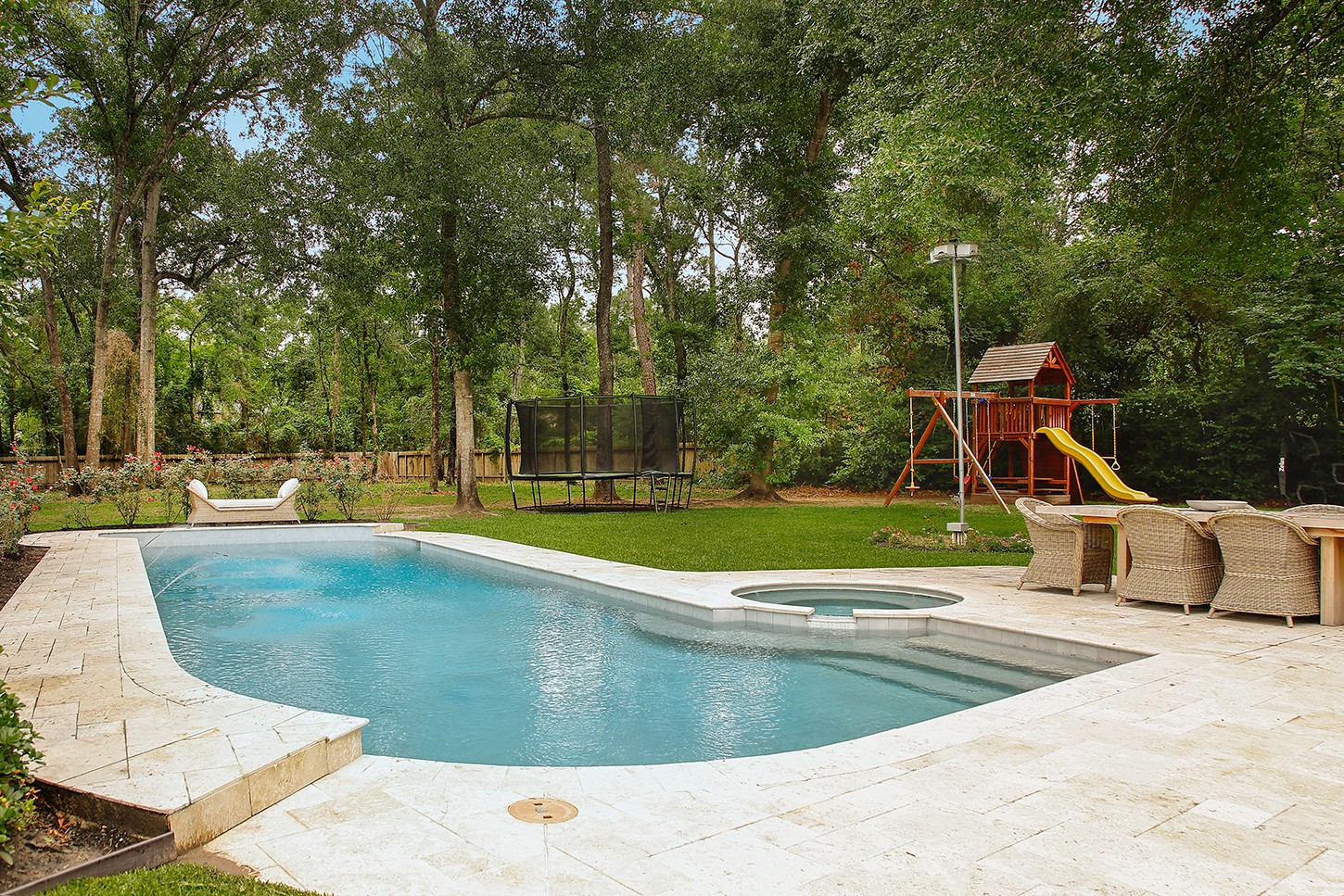 25 Red Sable Point, The Woodlands, TX 77380