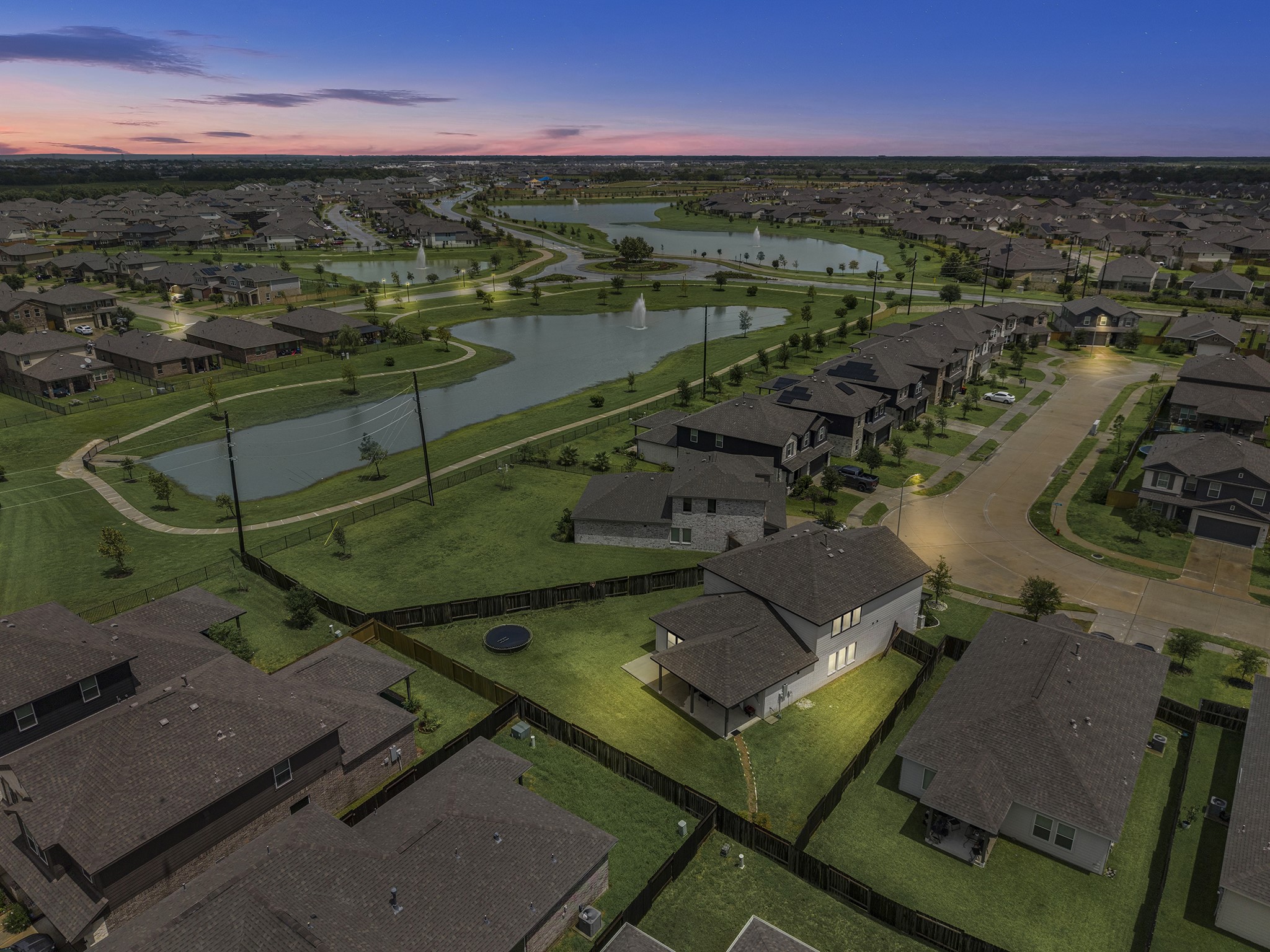 10502 Watershed Drive, Rosharon, TX 77583 10502 Watershed Drive, Rosharon, TX 77583