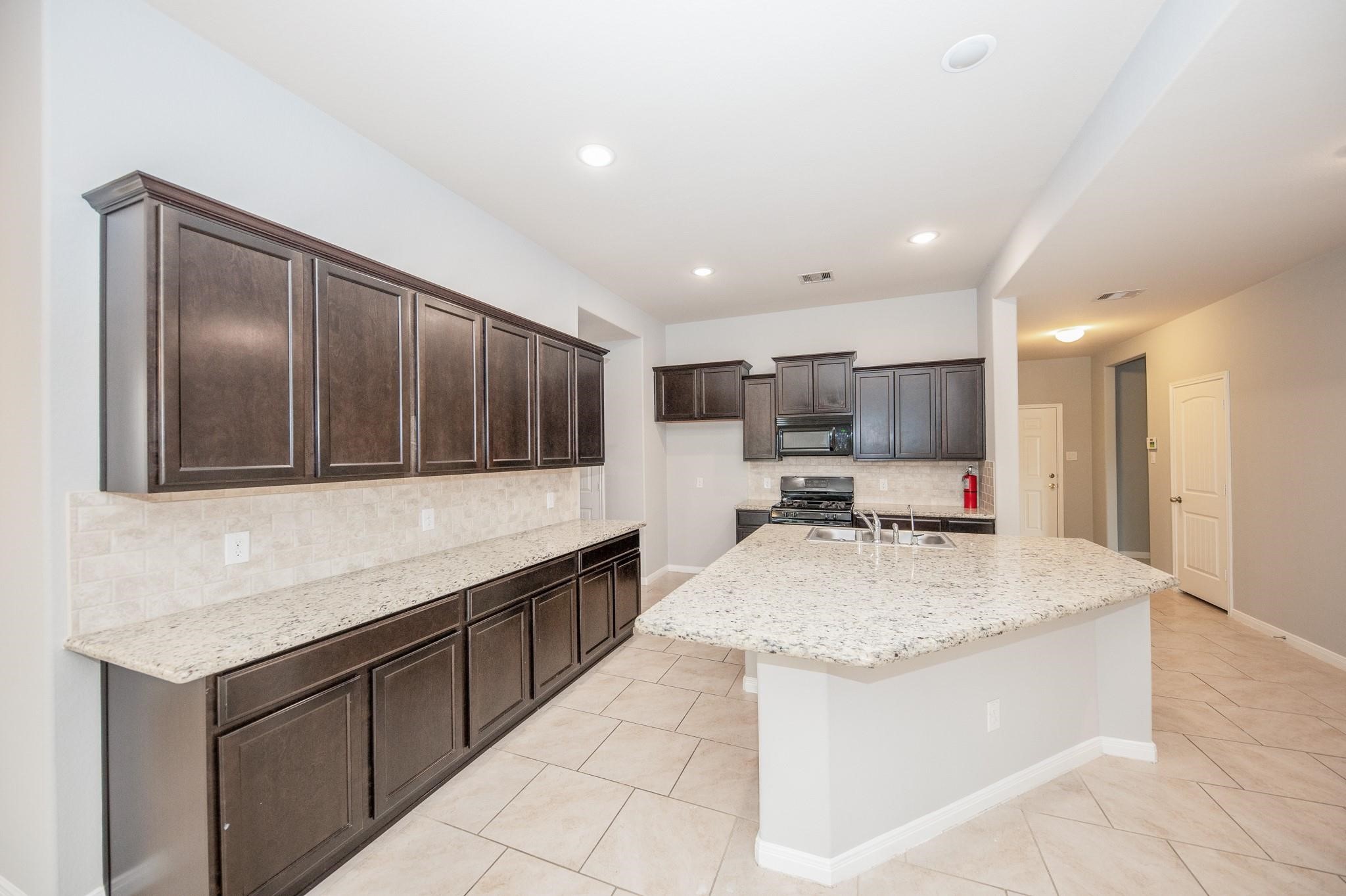 9531 Mcdowell Drive, Rosenberg, TX 77469