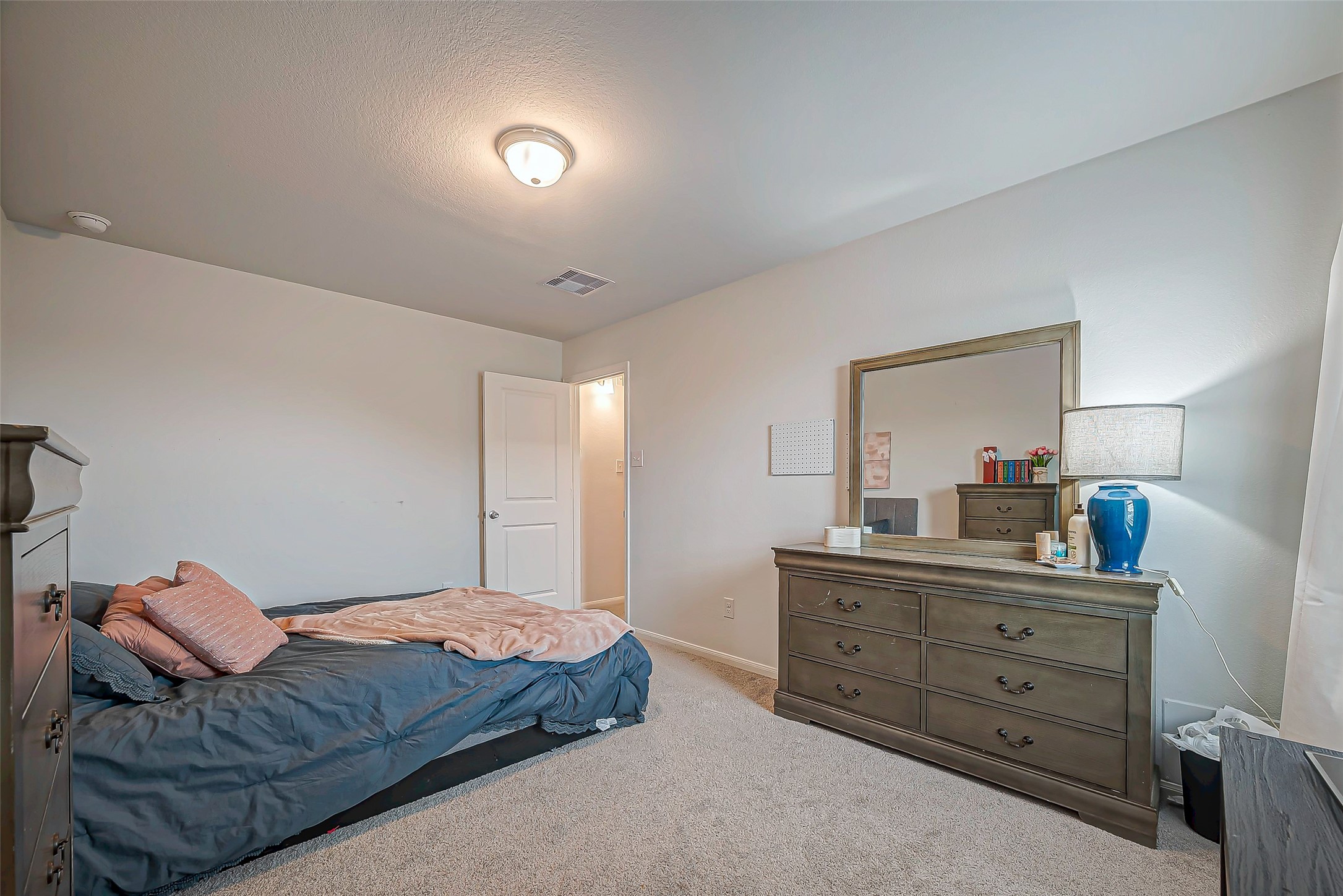 2805 Vanilla Sky Lane, La Marque, TX 77568