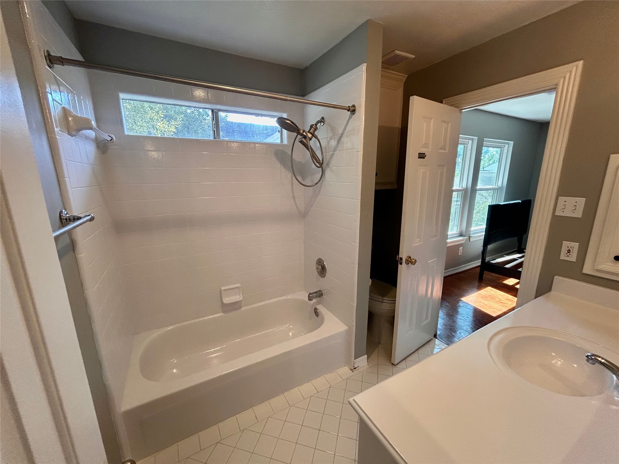 3411 Cedar Mill Court, Houston, TX 77345