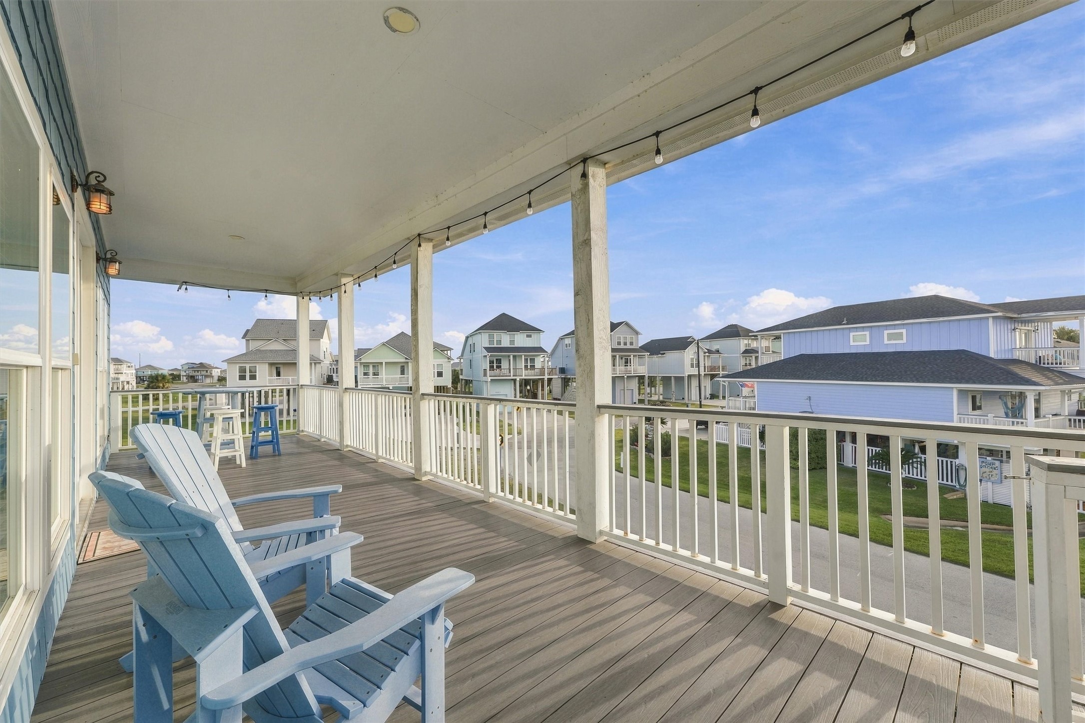 3931 Laguna Drive, Galveston, TX 77554