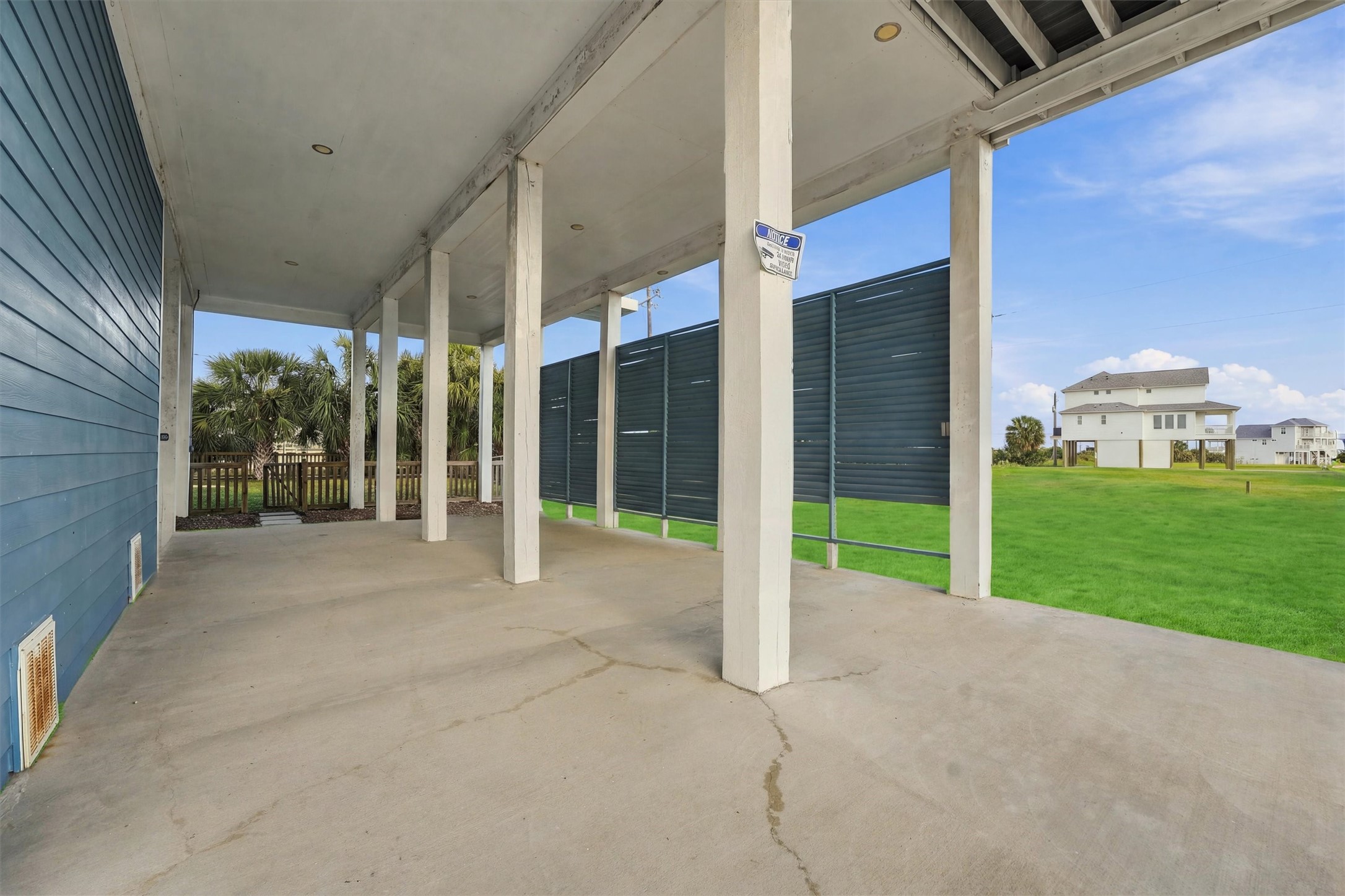 3931 Laguna Drive, Galveston, TX 77554